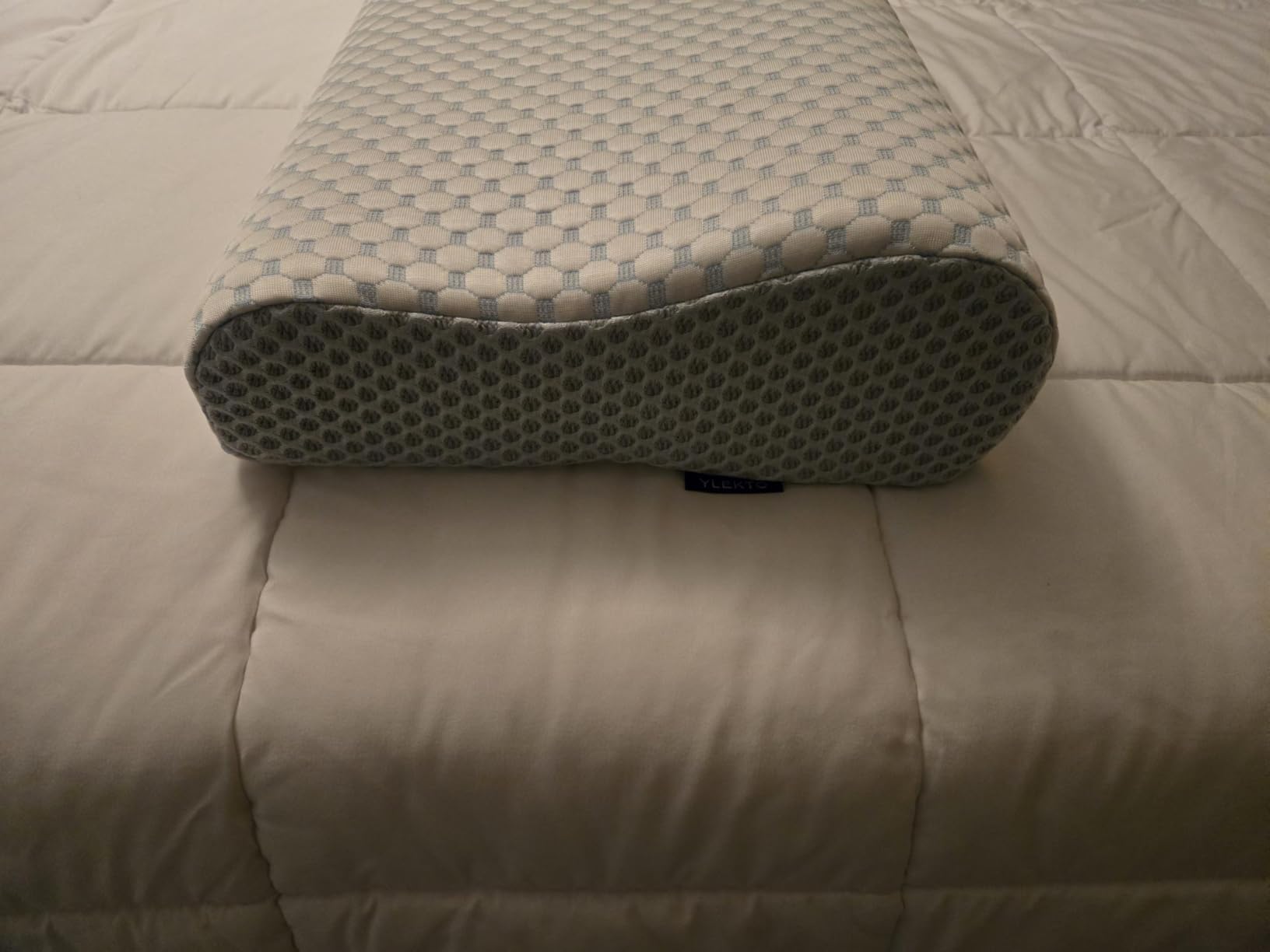 Cervical Pillow for Neck Pain Relief, Contour Memory Foam Pillows for Sleeping, Odorless Ergonomic Pillow Adjustable Orthopedic Cooling Pillow Bed Pillow Neck Support for Side Back Stomach Sleepers customer photo 2