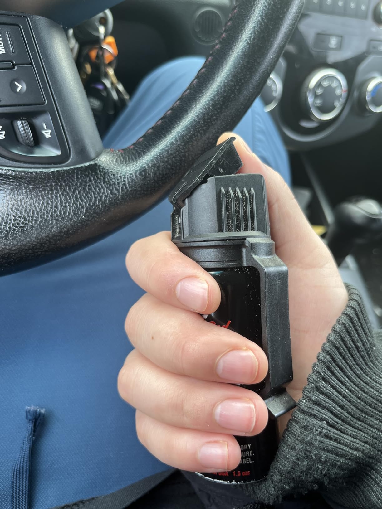SABRE Crossfire Pepper Gel, Deploys At Any Angle, Maximizes Target Acquisition Against Multiple Threats, Belt Clip For Easy Carry, Fast Flip Top, Max Police Strength OC, Pepper Spray Option 1.5 fl oz customer photo 2