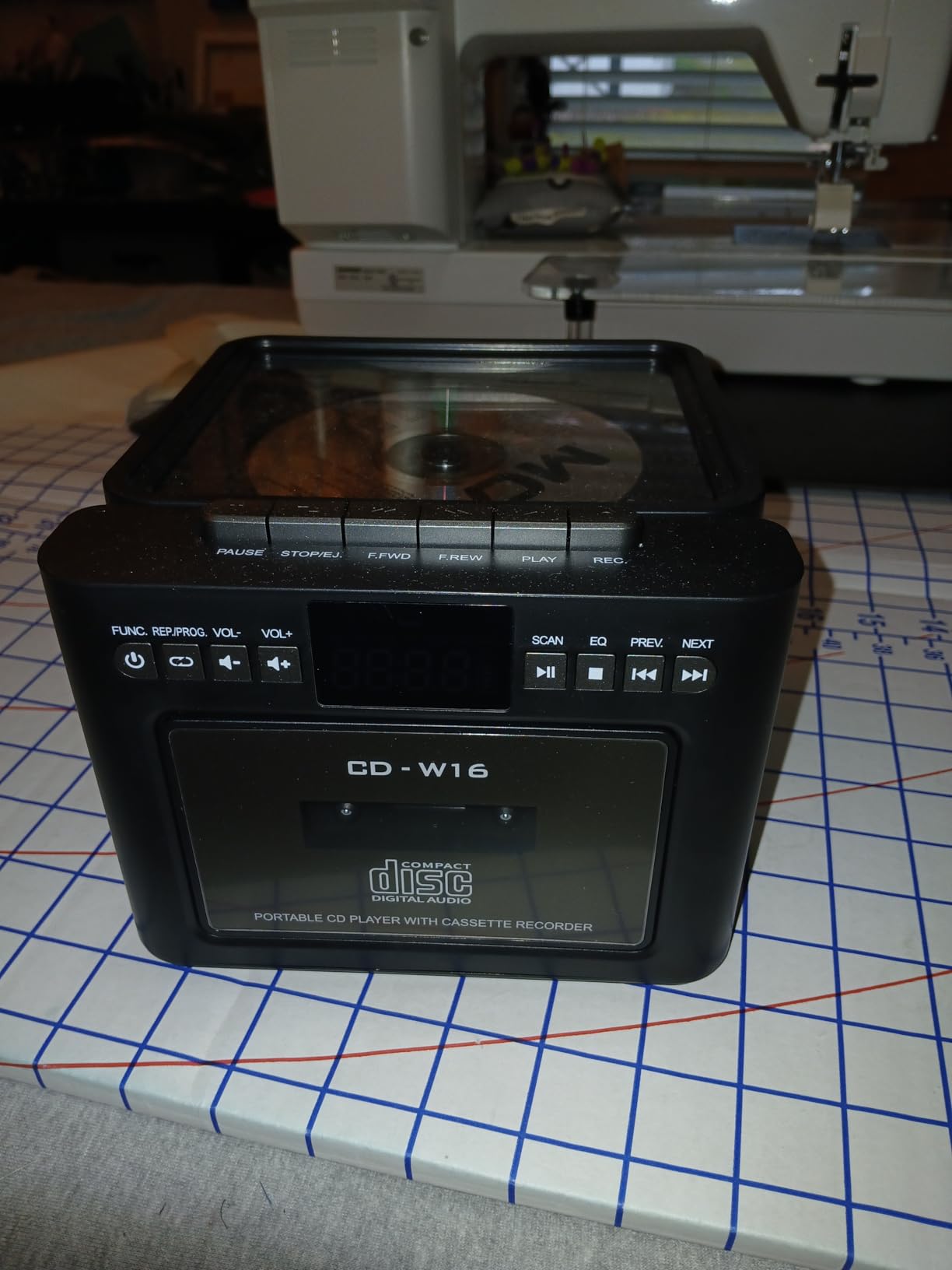 Boombox Cassette CD Player Bluetooth5.1 with 5000mAh Battery,5W Dual Stereo Speakers,Rechargeable CD Player with FM Radio,Remote Control,Tape Recording,3.5mm Earphone Jack,AUX/Micro SD/USB for Home customer photo 2