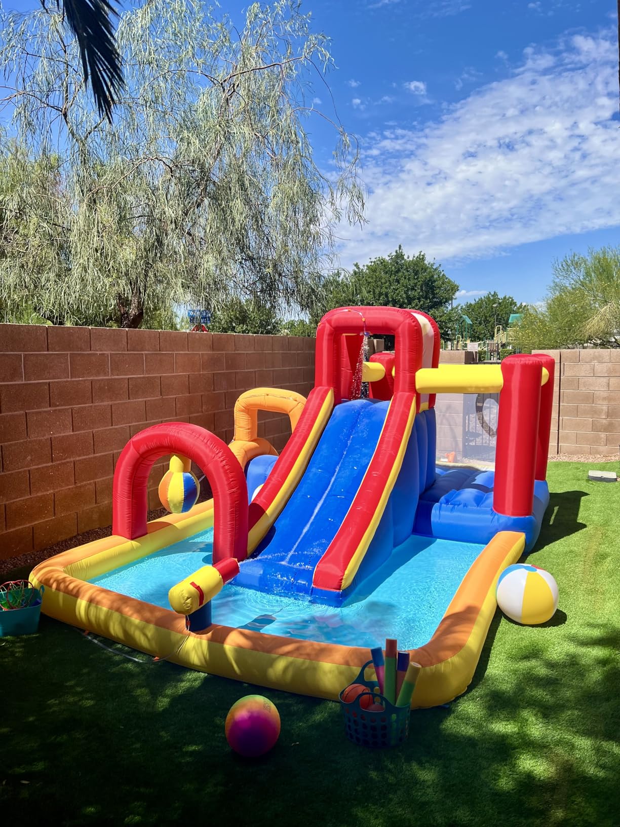 Hongcoral Inflatable Water Slide Bounce House Obstacle Course with Large Splash Pool, Climbing Wall, Boxing Ball, Small Climb&Slide - Backyard & Indoor Bouncy Castle for Kids 3-10 customer photo 1