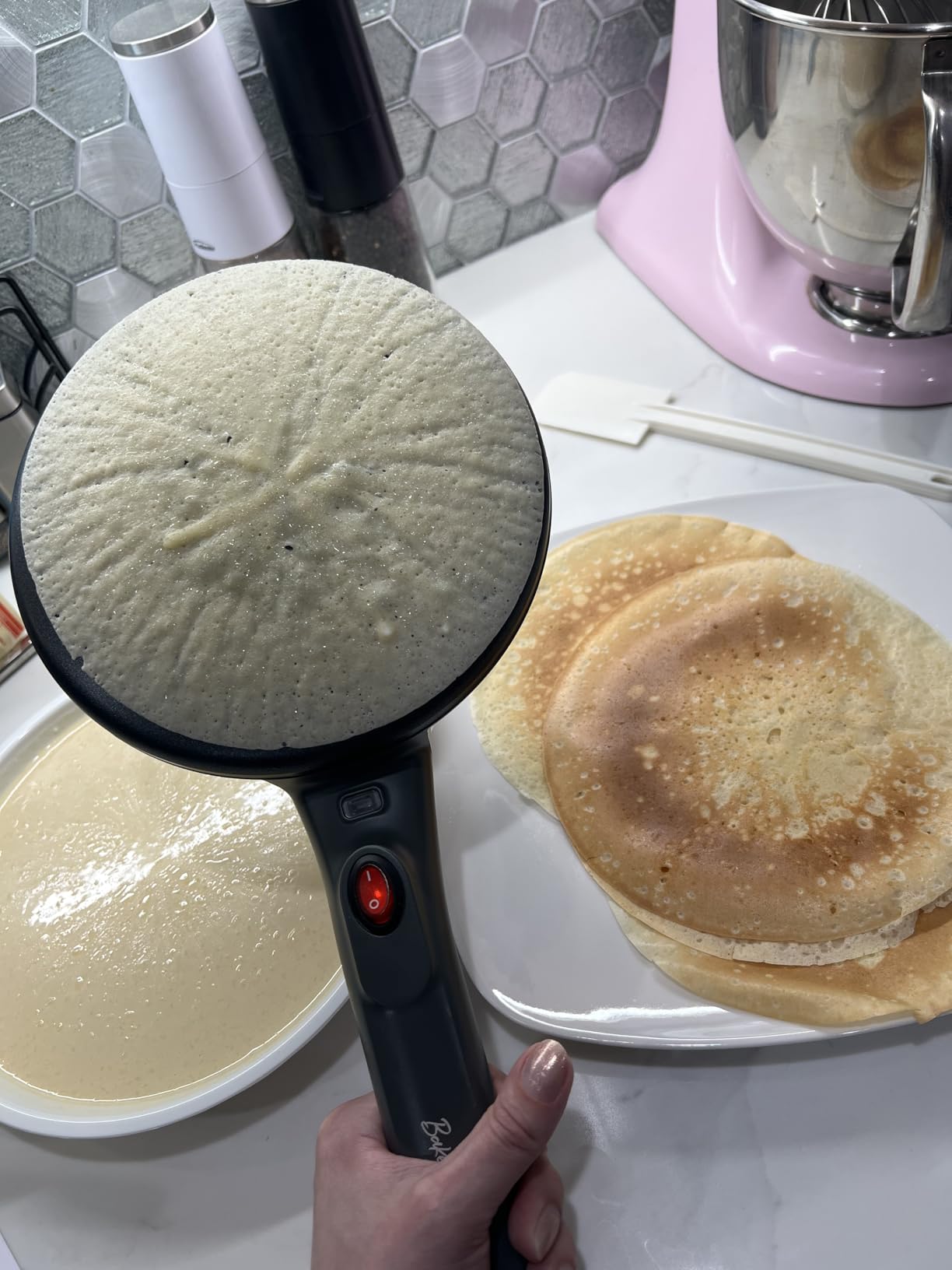Baker's Friend Crepe Maker Machine with Auto Power Off, Portable Crepe Maker with Non Stick Dipping Plate, Automatic Temperature Control, Graphite customer photo 2
