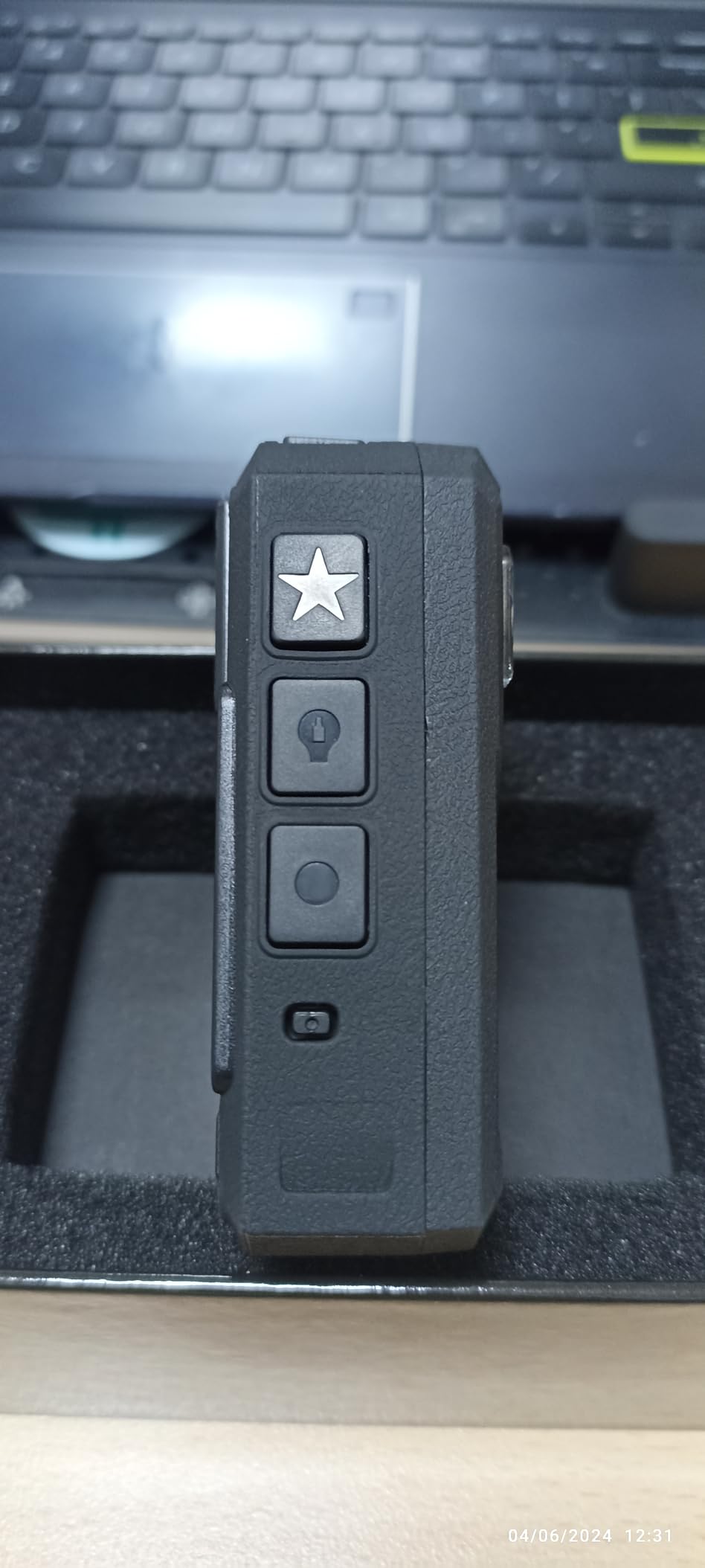 P100 2K Police Body Camera 128GB Body Cam 12 Hours Continuous Recording USB-C Infrared Night Vision Waterproof Shockproof Lightweight Data-encrypt for Law Enforcement Record customer photo 2