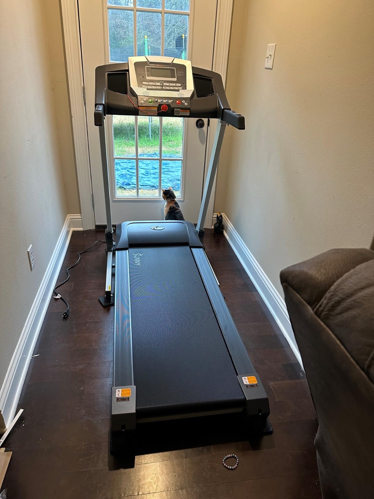 Sunny Health & Fitness Smart Auto Incline One Click Foldable Treadmill, Fully Assembled, 15 Incline Levels, 20