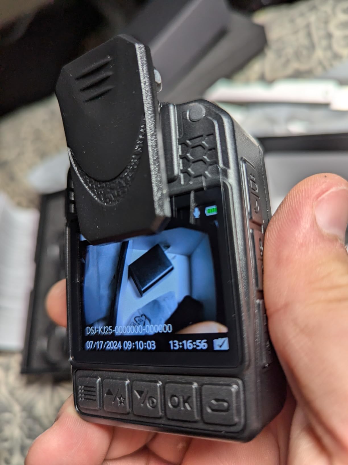 BOBLOV KJ25 1080P Body Cam, 3000mAh with 10-13Hrs Recording, Affordable Body Camera with Night Vision, for Hiking, Delivery, Law Enforcement, and Pet Walking customer photo 2