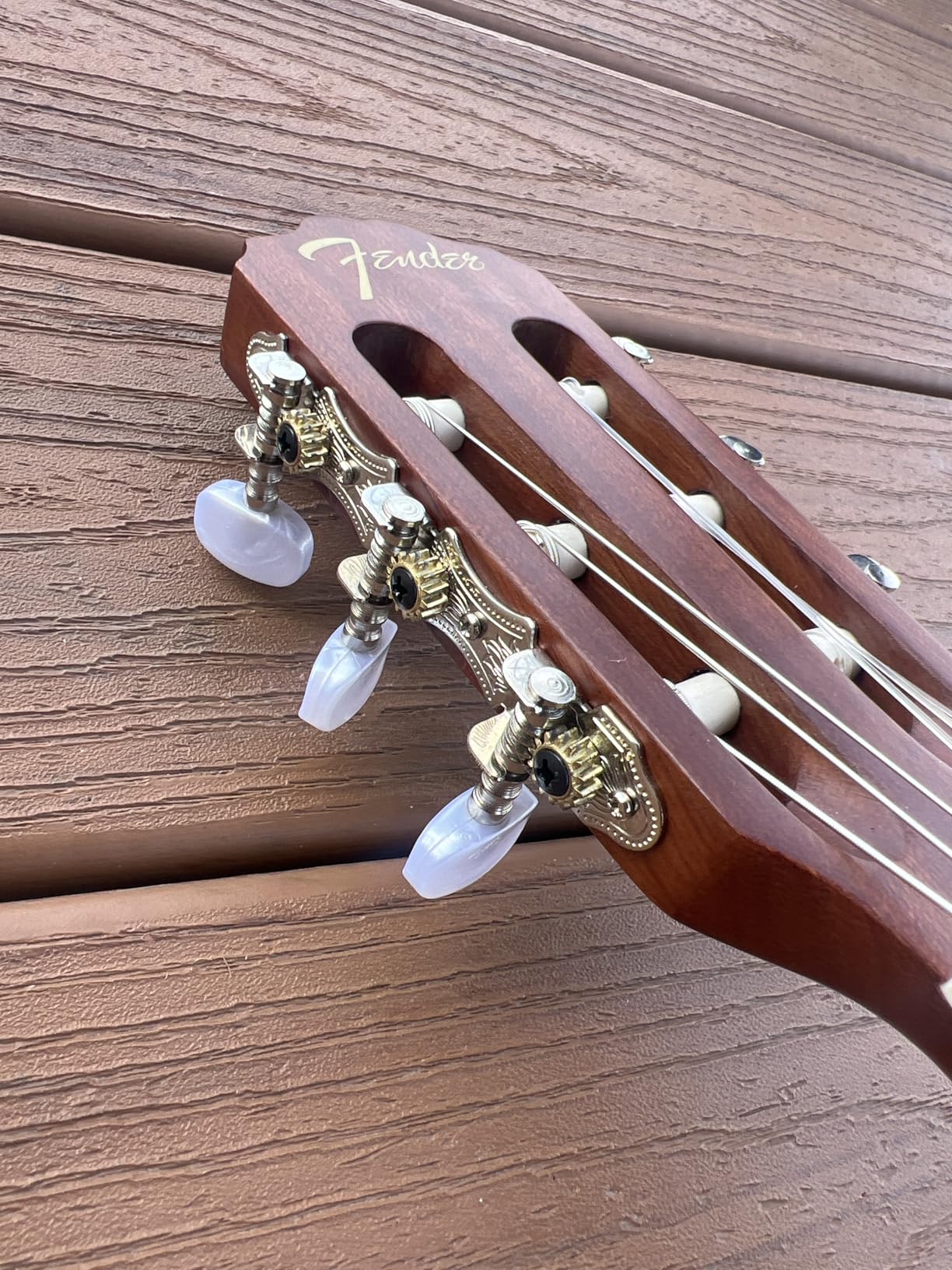 Fender FA-25N 3/4 Size Nylon String Acoustic Guitar, Beginner Guitar, with 2-Year Warranty, Perfect Beginner Guitar for Kids that is Easy on Fingers, Includes 3 Months of Free Lessons, Natural customer photo 2