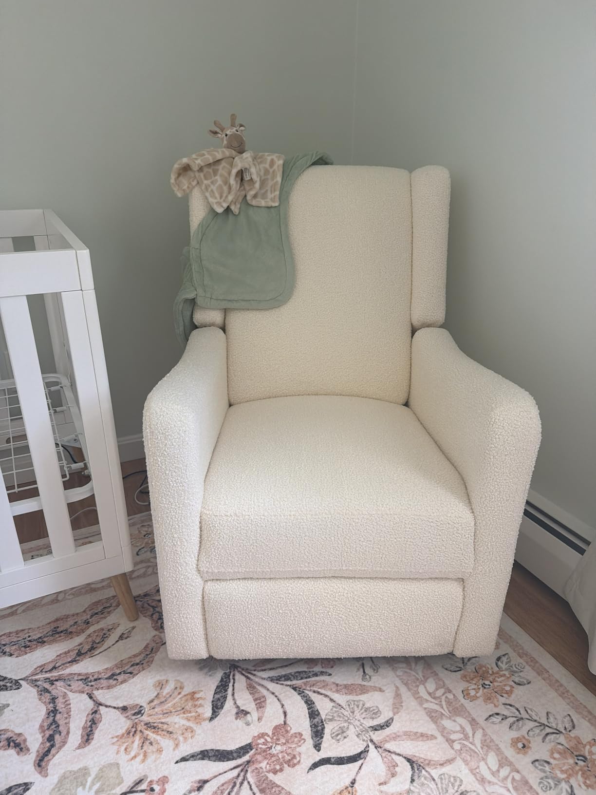 Delta Children Mercer Electronic Power Recliner and Swivel Glider with USB Port in LiveSmart Performance Fabric - Water Repellent & Stain Resistant, Pearl customer photo 1