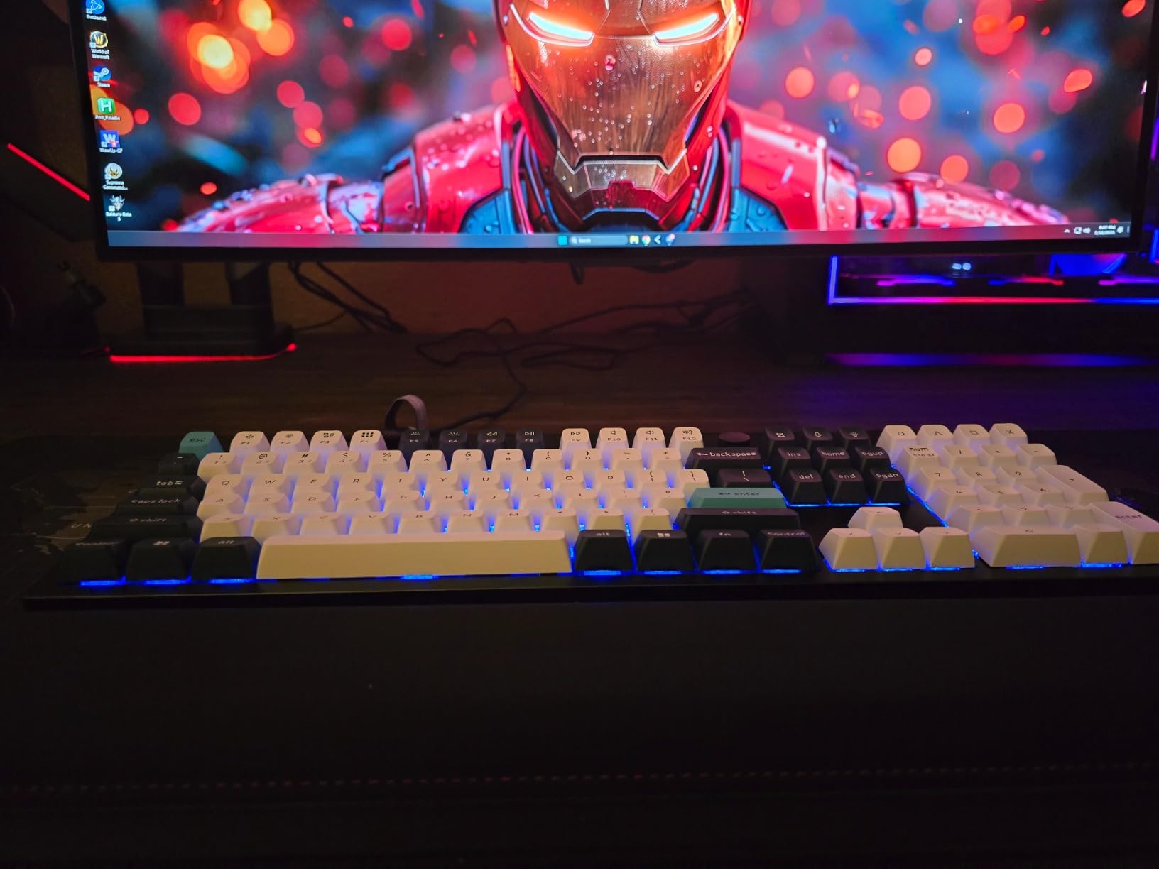 Keychron Q6 Max QMK/VIA Bluetooth Wireless /2.4 GHz/USB-C Wired Custom Mechanical Keyboard, Full Size Programmable Knob RGB Backlit Hot-Swappable Gateron Banana Switch for Mac Windows Linux - Black customer photo 1