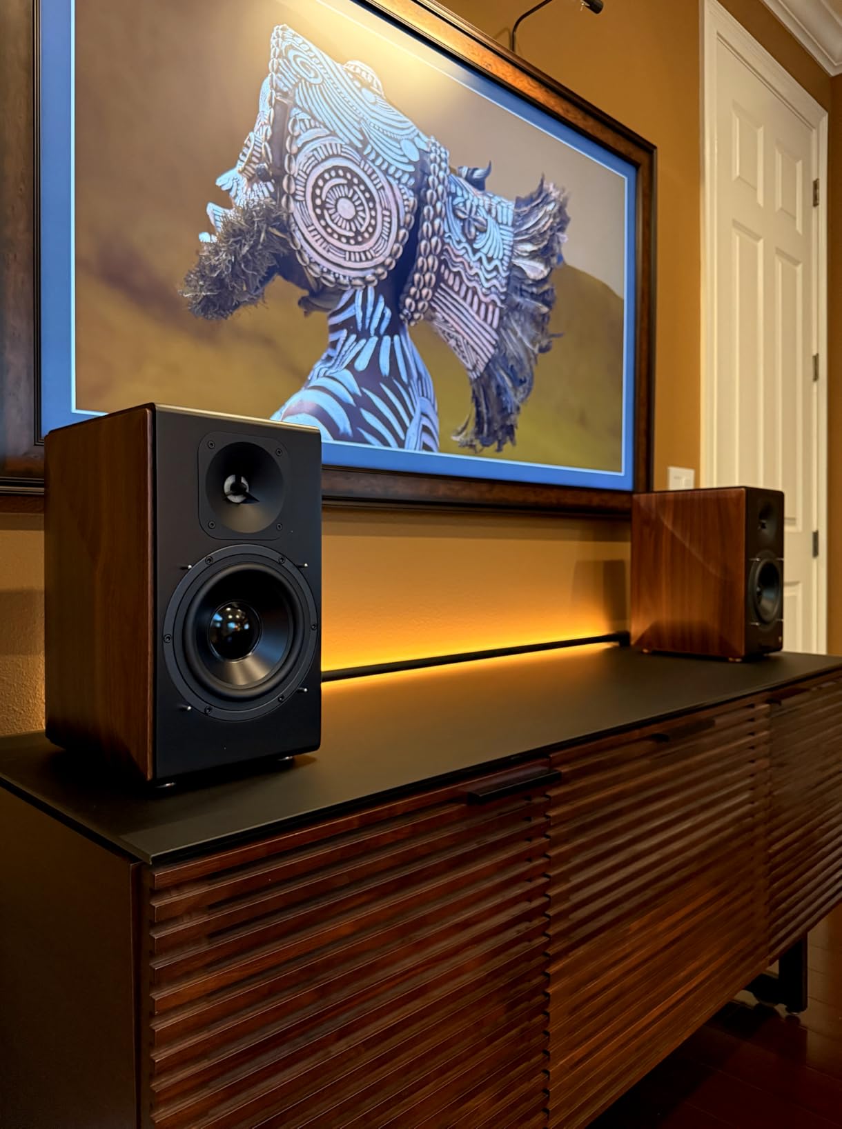 Edifier S3000MKII Audiophile Active Speakers, Wireless Powered Bookshelf Speaker Bluetooth 5.0 aptX with Planar Diaphragm Tweeters, Hi-Res Audio and 6.5