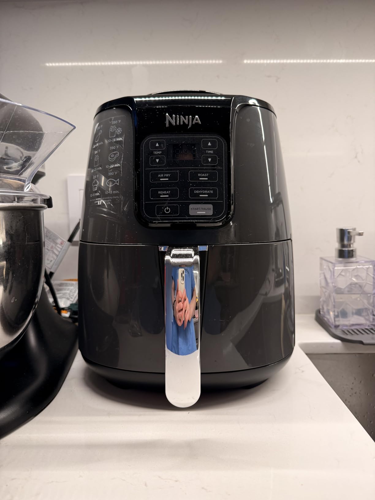 Ninja Air Fryer with Air Crisp, 5 QT Capacity, 4-in-1 Pro Air Fryer (AF141) customer photo 1