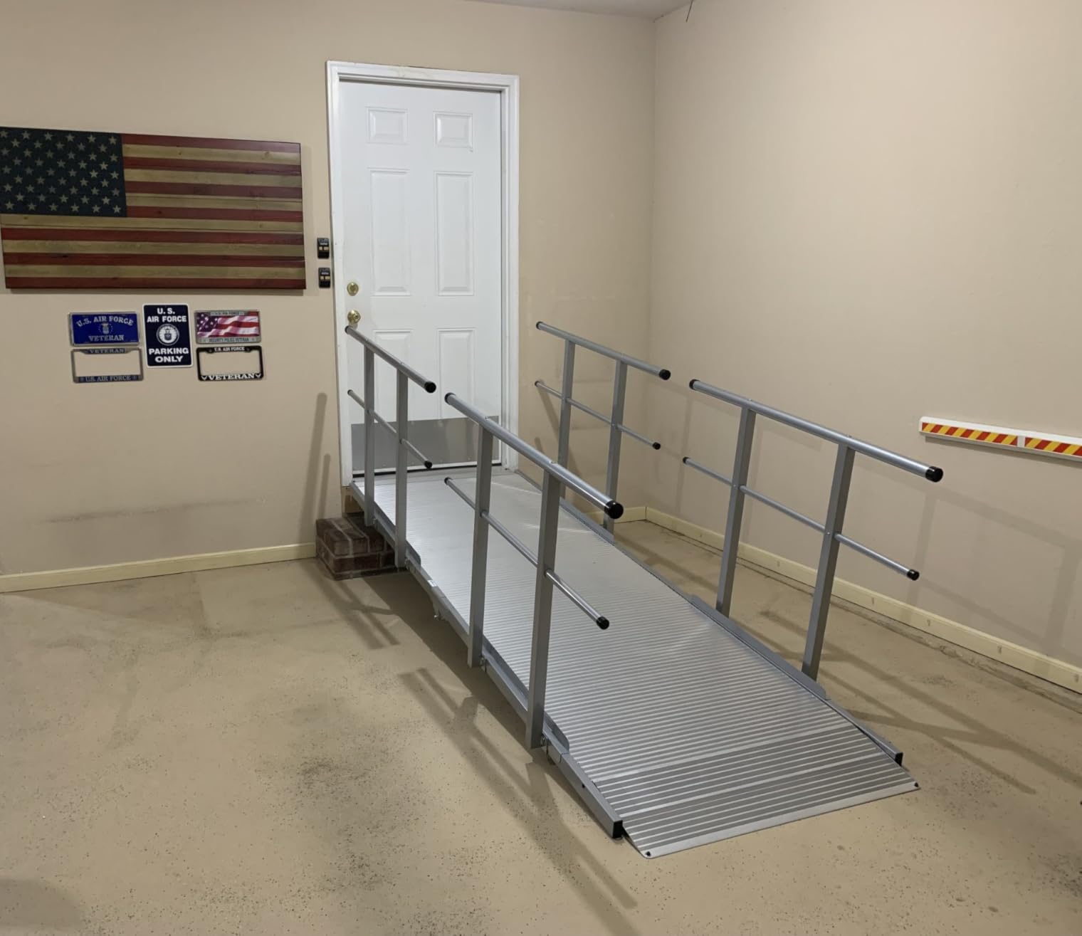 12' Wheelchair Ramp with Handrails for Home Steps, 850 lb Capacity, Non-Slip, Scooter Walker Entry Access, Silver Spring customer photo 1