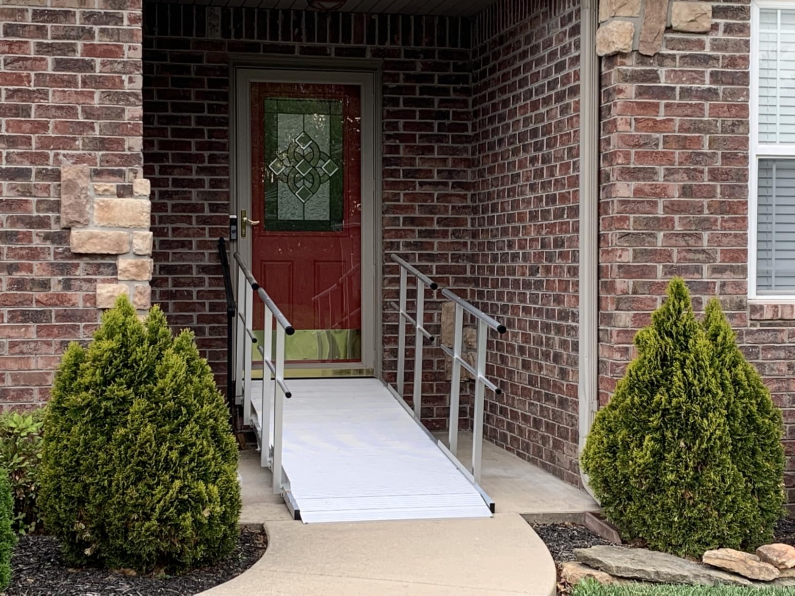 12' Wheelchair Ramp with Handrails for Home Steps, 850 lb Capacity, Non-Slip, Scooter Walker Entry Access, Silver Spring customer photo 2