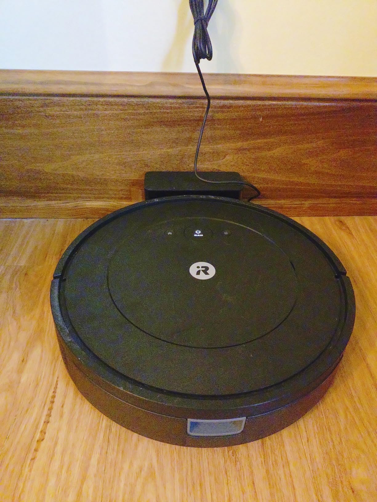 iRobot Roomba Vac Robot Vacuum (Q0120) customer photo 2