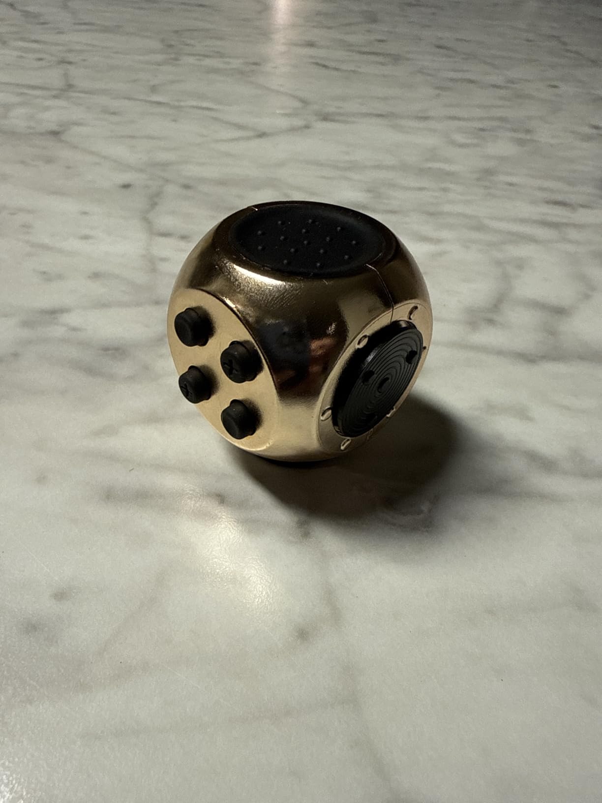 PILPOC theFube Fidget Cube, 6-Sided Stress Relief Infinity Cube for Adults & Kids customer photo 1