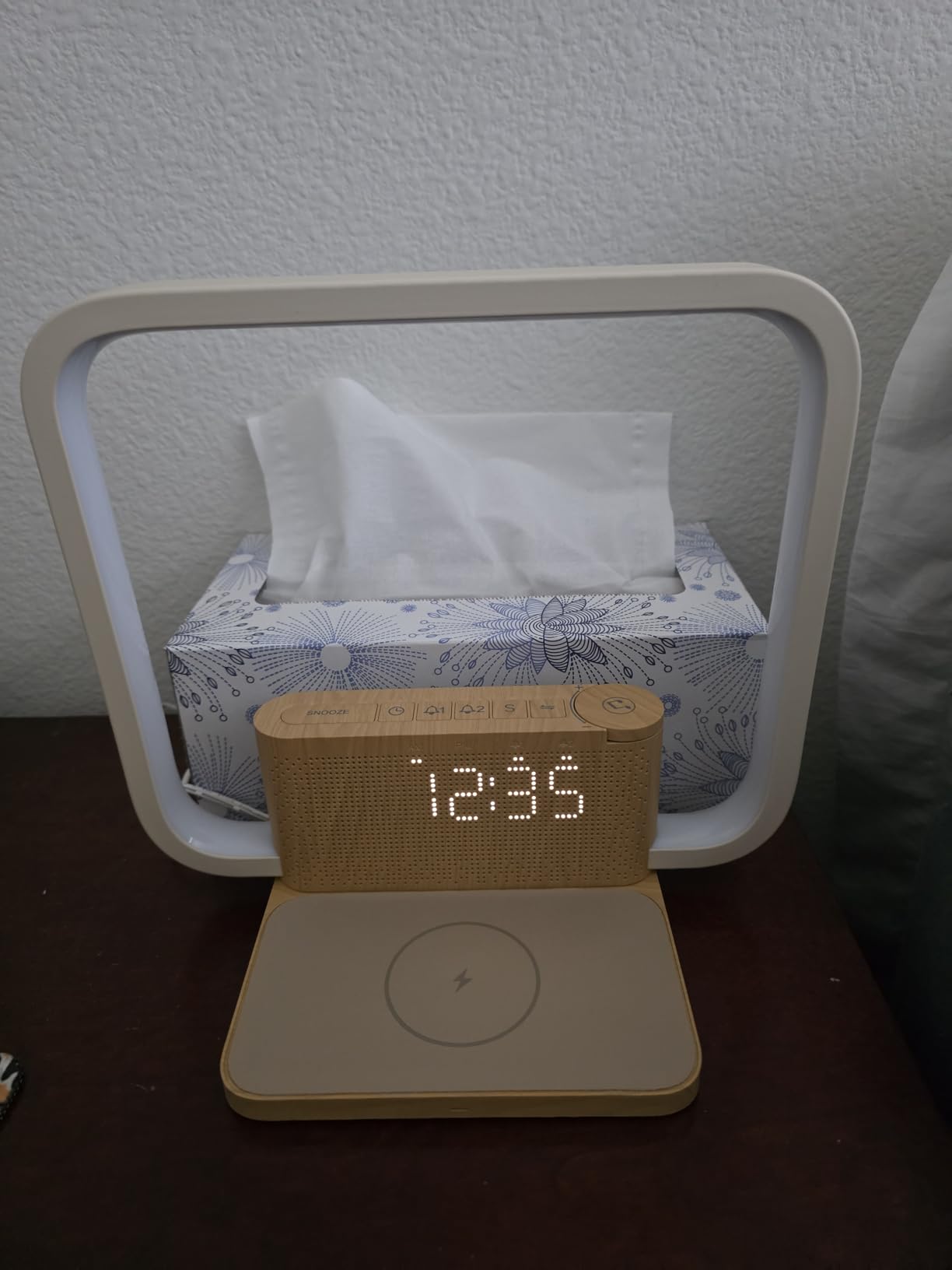 Sunrise Alarm Clock with Wireless Charging Desk Touch Lamp 3 Level Dimmable Wake-up Light Bedside Lamps for Bedroom Living Room, Sunrise Lamp with 10 Natural White Noise Sound 30/60/90 Mins countdown customer photo 1