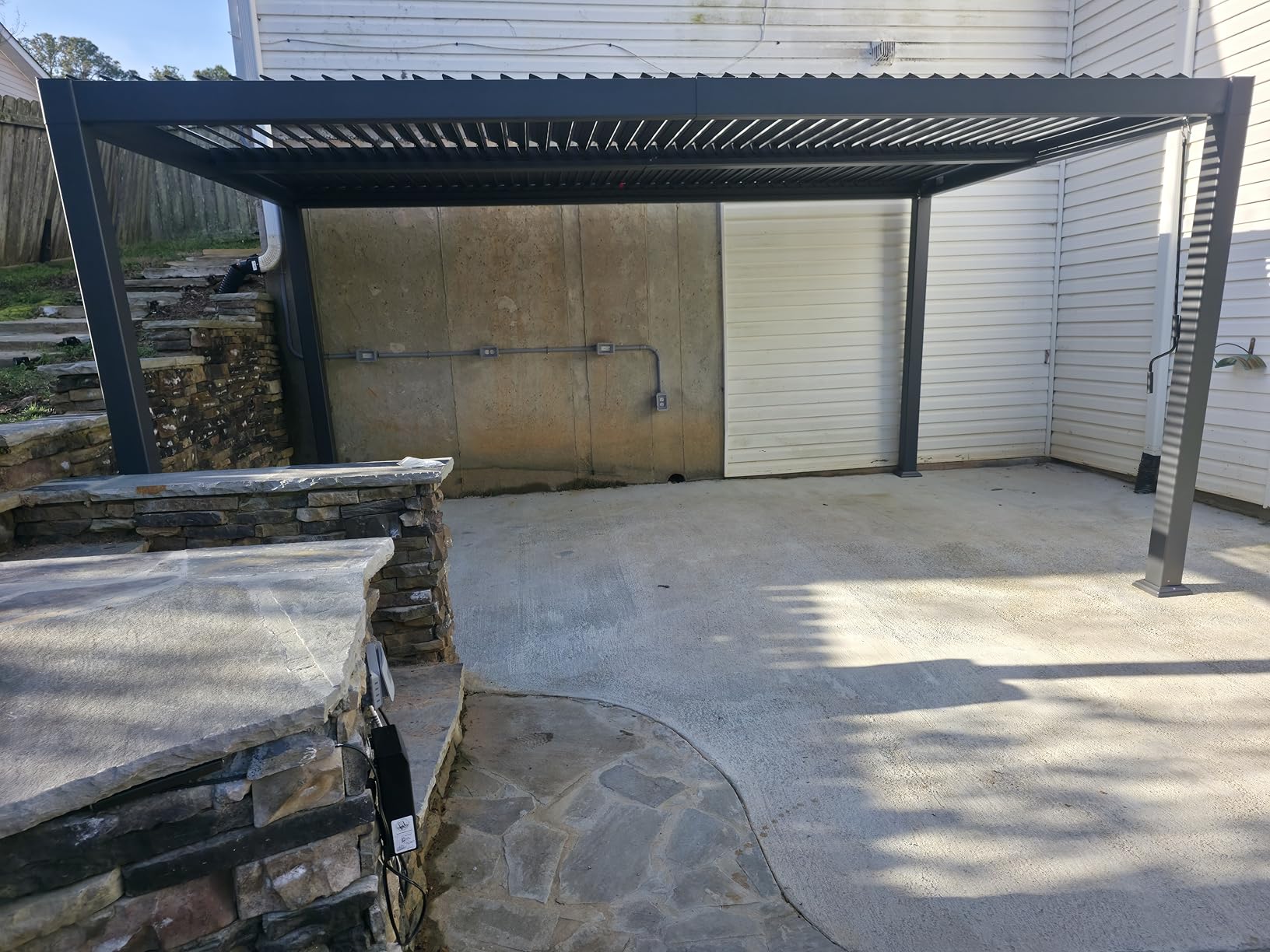PURPLE LEAF Louvered Pergola 10' x 12' Aluminum Outdoor Pergola with Adjustable Louvers Roof and Integrated Drainage System 70 Mph High Wind Resistant Small Pergolas for Patio Deck Porch Yard customer photo 1