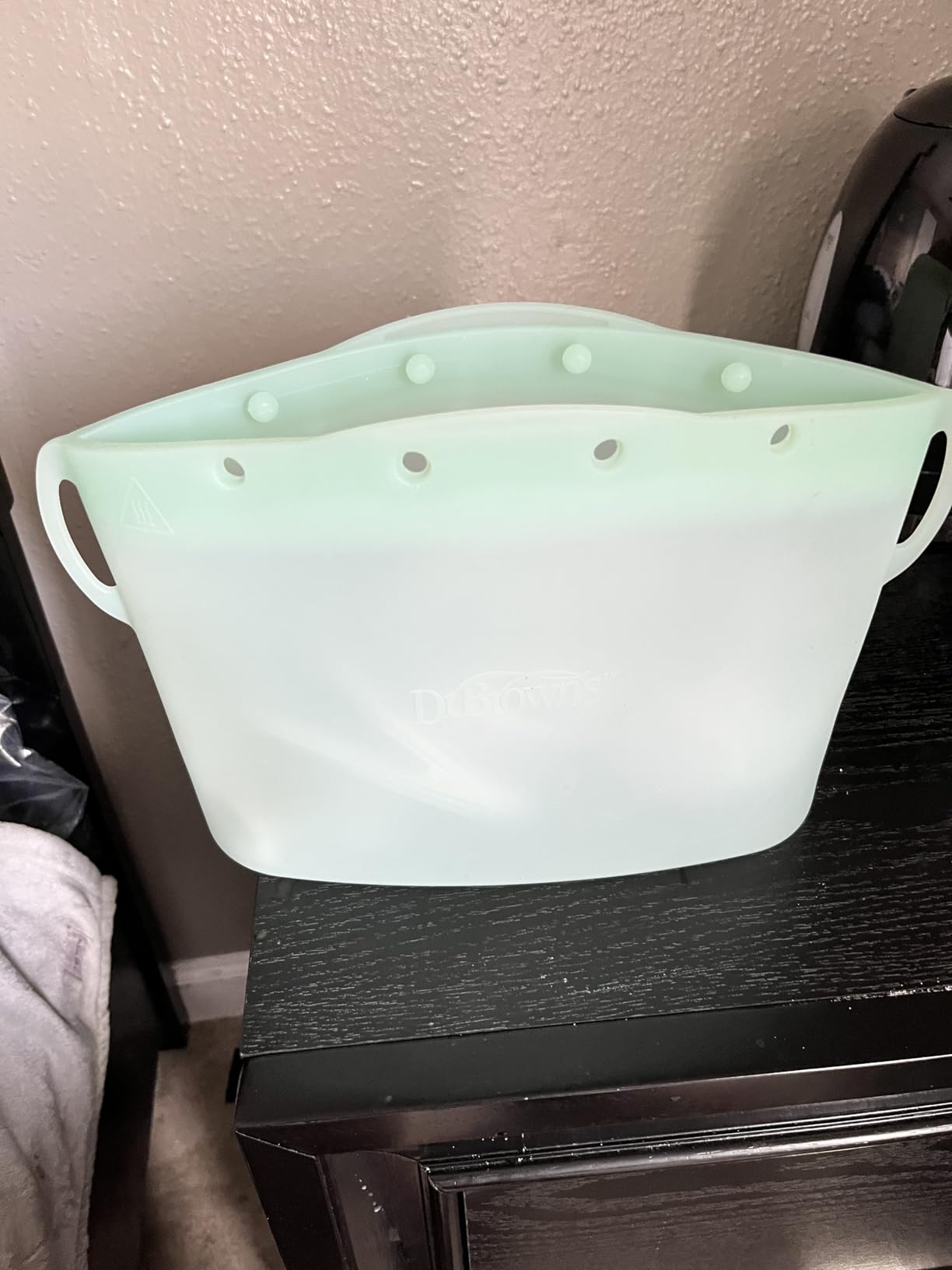 Dr. Brown's Microwave Steam Sterilizer Bag for Baby Bottles, Breast Pump Parts & Other Toddler Accessories, 100% Silicone, Reusable Sterilizing Bag customer photo 1