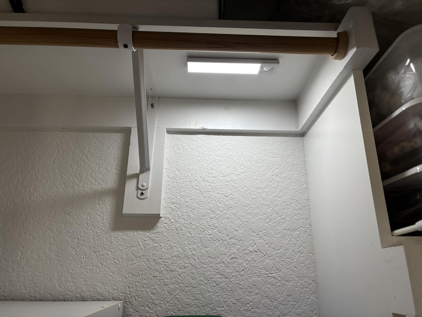 Under Cabinet Lighting, LED Motion Sensor Light Indoor, 2200mAh USB Rechargeable Closet Lights Battery Operated, Stick On Magnetic Wireless Dimmable Under Counter Lights for Kitchen(2 Pack) customer photo 2
