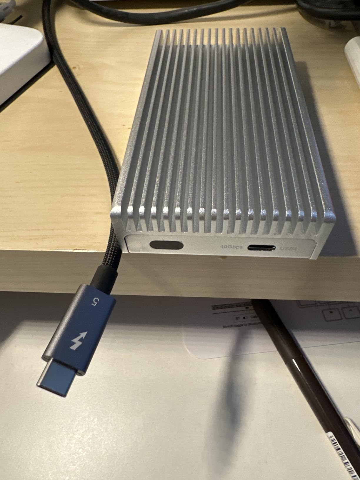 Qwiizlab Fanless 40Gbps USB4 SSD Enclosure with Aluminum Chassis, Compatible with Thunderbolt 5/4/3. Supports PCIe M.2 NVMe up to 8TB, Gray (SSD Not Included) customer photo 2