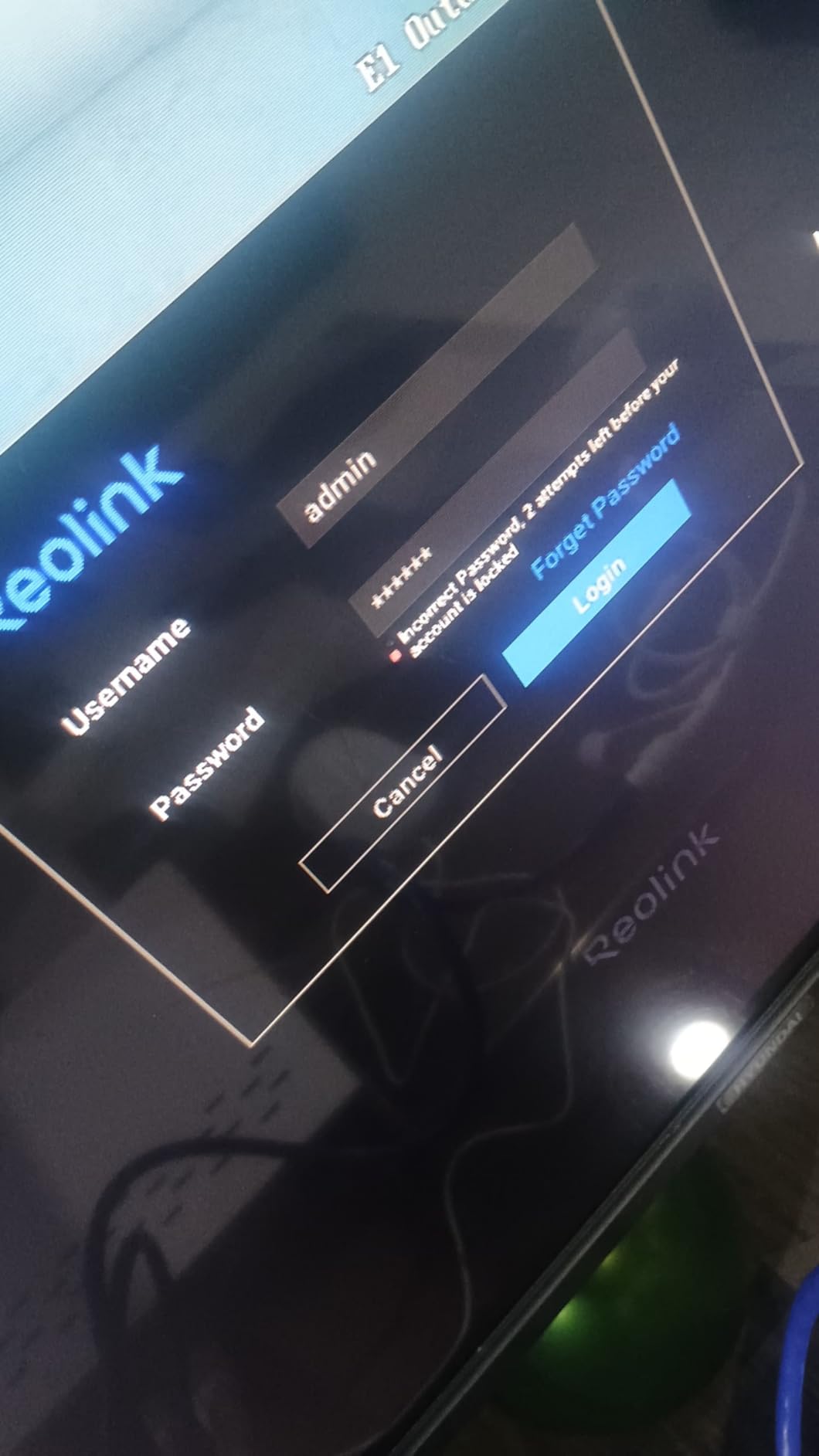 Reolink 4K Security Camera System with PT Auto-Tracking, 355°Pan 50°Tilt, 4K PoE Cameras Home Surveillance Wired Outdoor, Smart AI Detection, Spotlights & 2-Way Talk, 8CH NVR 2TB HDD, RLK8-800PT4 customer photo 1