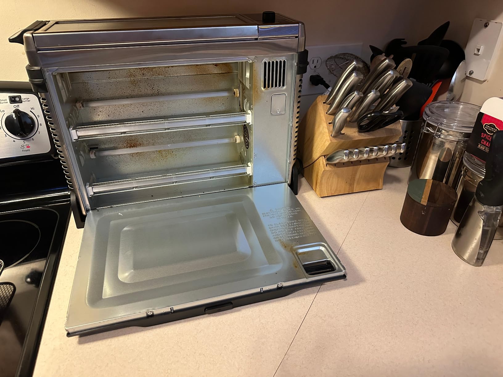 Ninja Air Fryer Toaster Oven Combo | 8-in-1 Functionality | Flip Up & Away for Storage Space | Air Fry Basket, Sheet Pan, Wire Rack & Removable Crumb Tray | 1800 Watt | Stainless Steel | SP151 customer photo 1