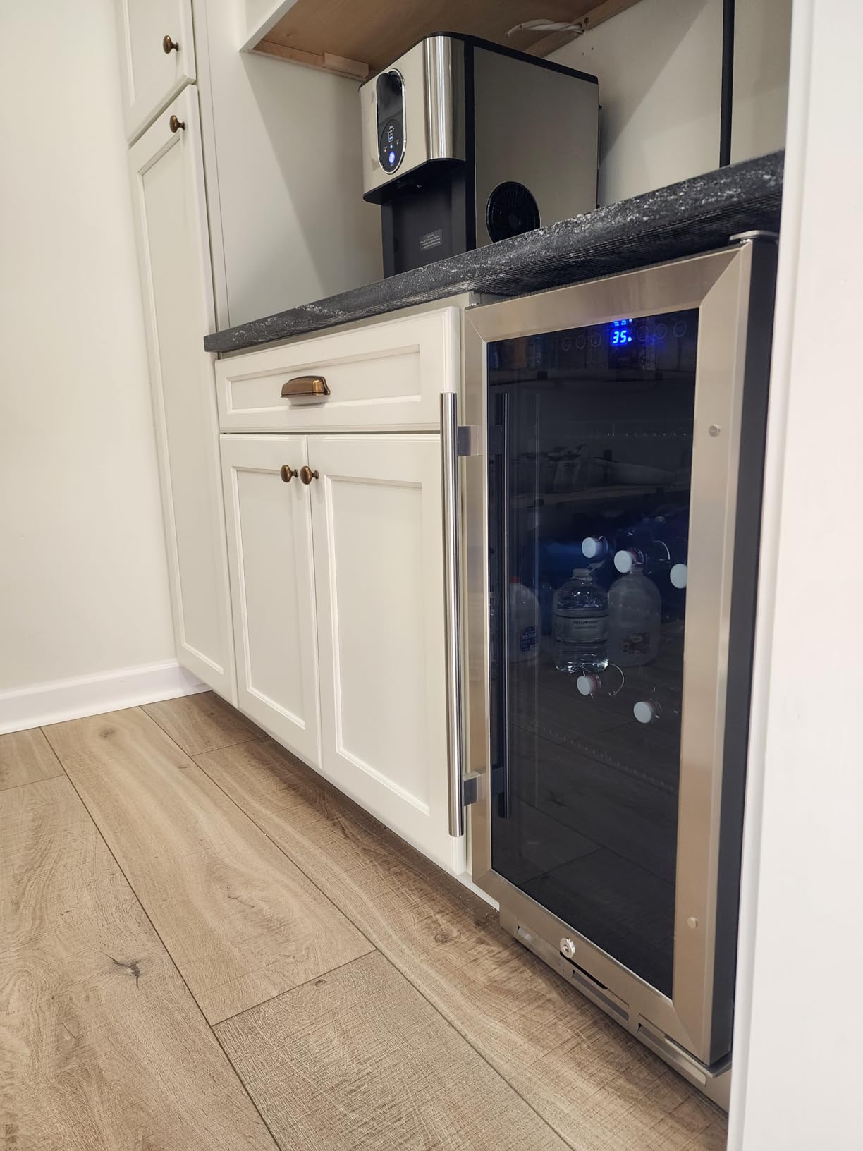 Feelfunn 15 Inch Beverage Refrigerator Under Counter - 126 Cans Beverage Fridge with Glass Door for Beer Wine Soda - Built-in or Freestanding Wine Cooler with Safety Lock for Home Kitchen Bar customer photo 1