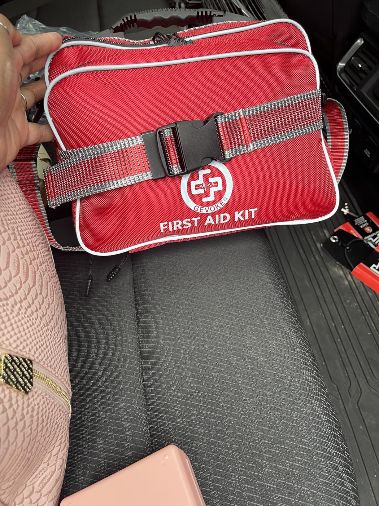 Professional 500 Piece Emergency First Aid Kit for Home, Car, Travel, Camping, Truck, Hiking, Sports, Office, Vehicle & Outdoor Emergencies customer photo 2