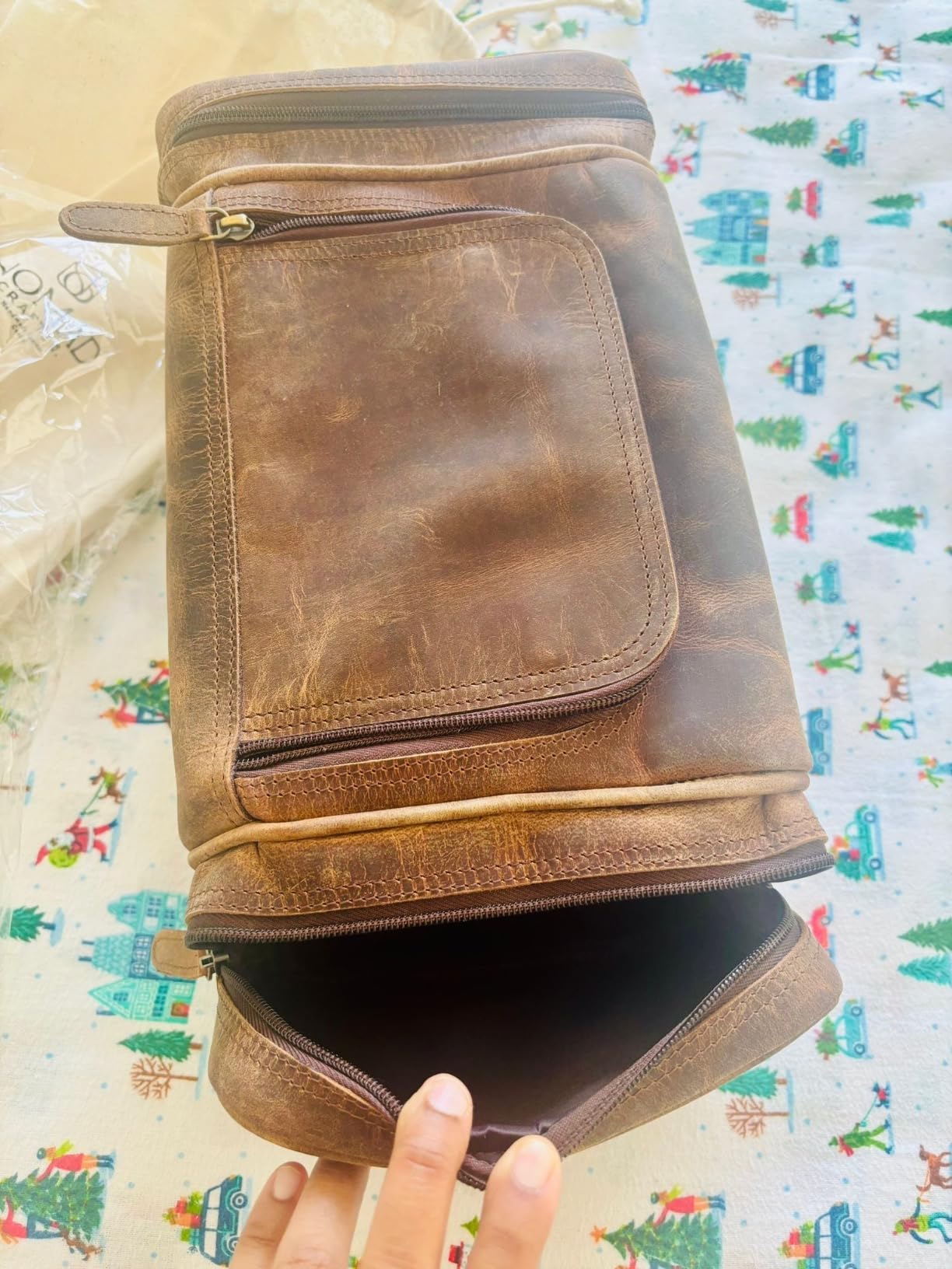 NomadCraftsCo. Extra Large Leather Toiletry Bag for Men - Premium Leather Travel Organizer customer photo 1