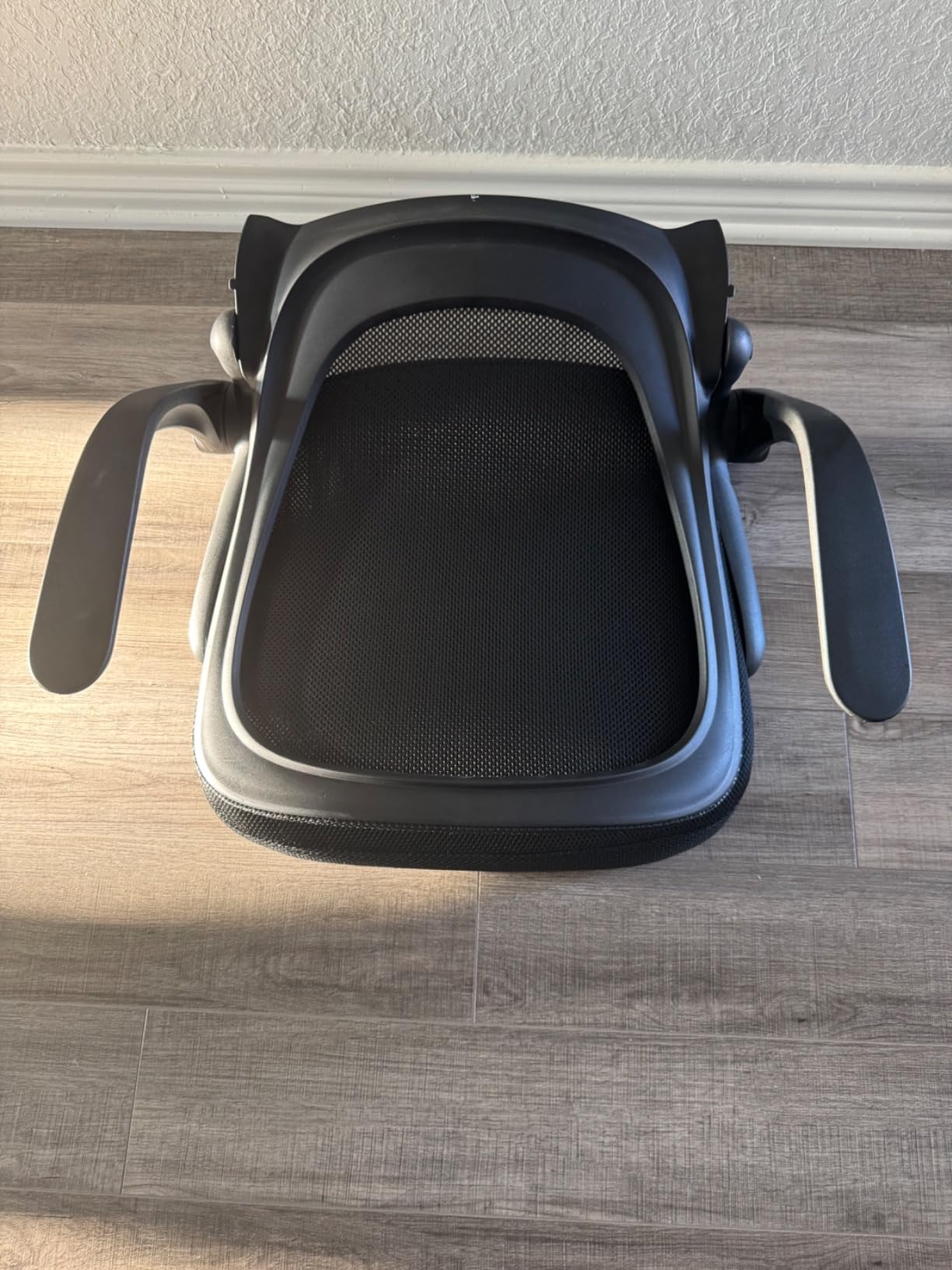 Ergonomic Floor Chair Foldable - Adjustable Armrest & Mesh Back, Thick Cushioned Seat for Gaming Reading Meditation, Multi-Use for Living Room, Bed, Tatami customer photo 1
