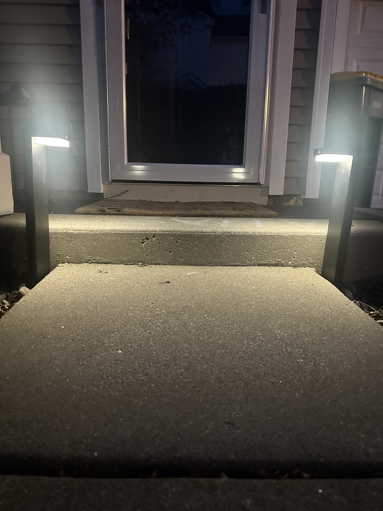 Solar Pathway Lights - Walkway Solar Lights for Outside - PIR Sensor & Two Lighting Modes - Rechargeable Battery Lasts Up To 55 Hours - 3000K - IP44 Weather Resistant - 4 Pack - 20.5