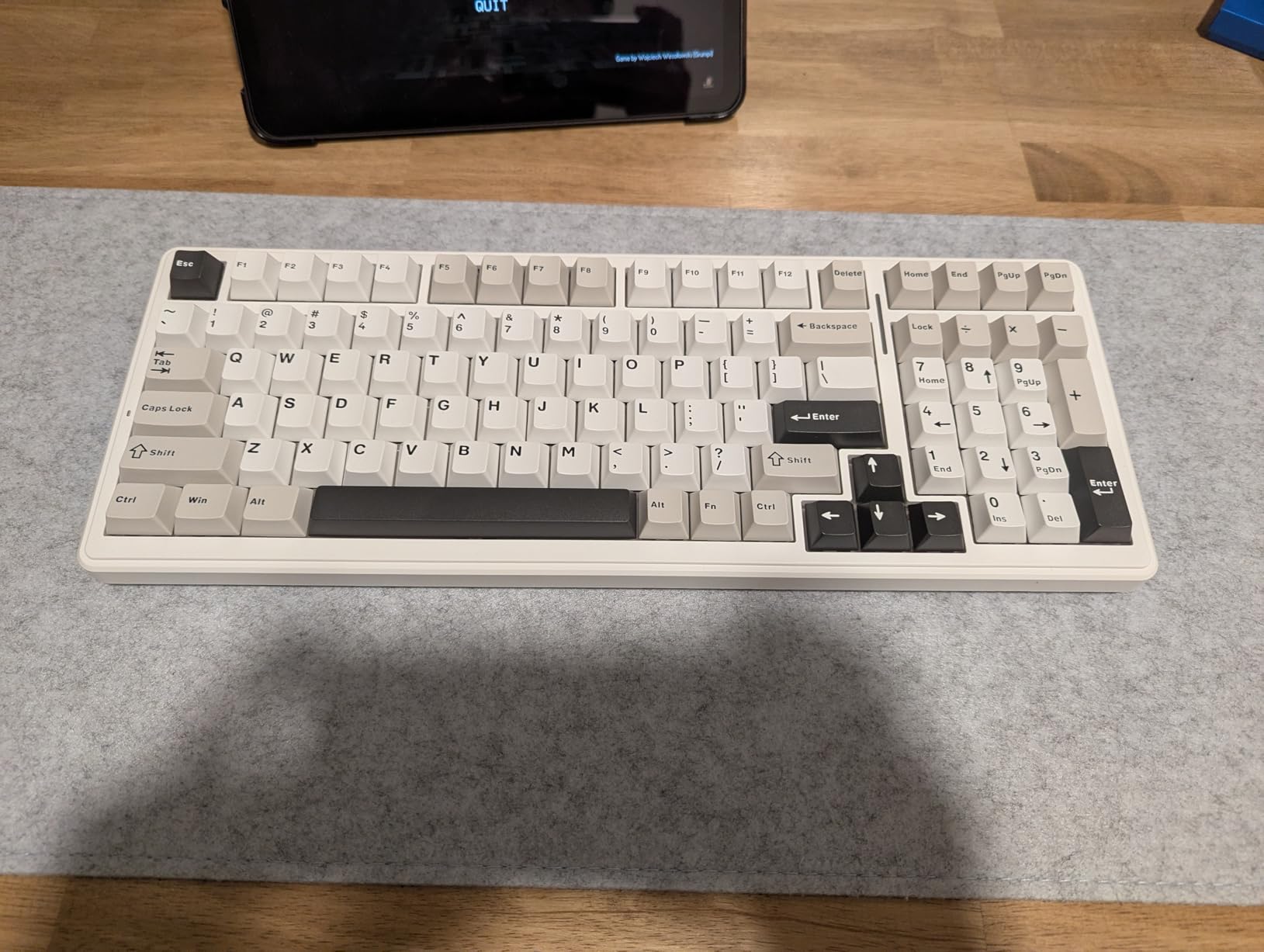 AULA F99 Wireless Mechanical Keyboard, Tri-Mode BT5.0/2.4GHz/USB-C Hot Swappable Custom Keyboard, Pre-lubed Linear Switches, RGB Backlit Gaming Keyboards for PC/Tablet/Xbox/PS4/PS5 customer photo 2