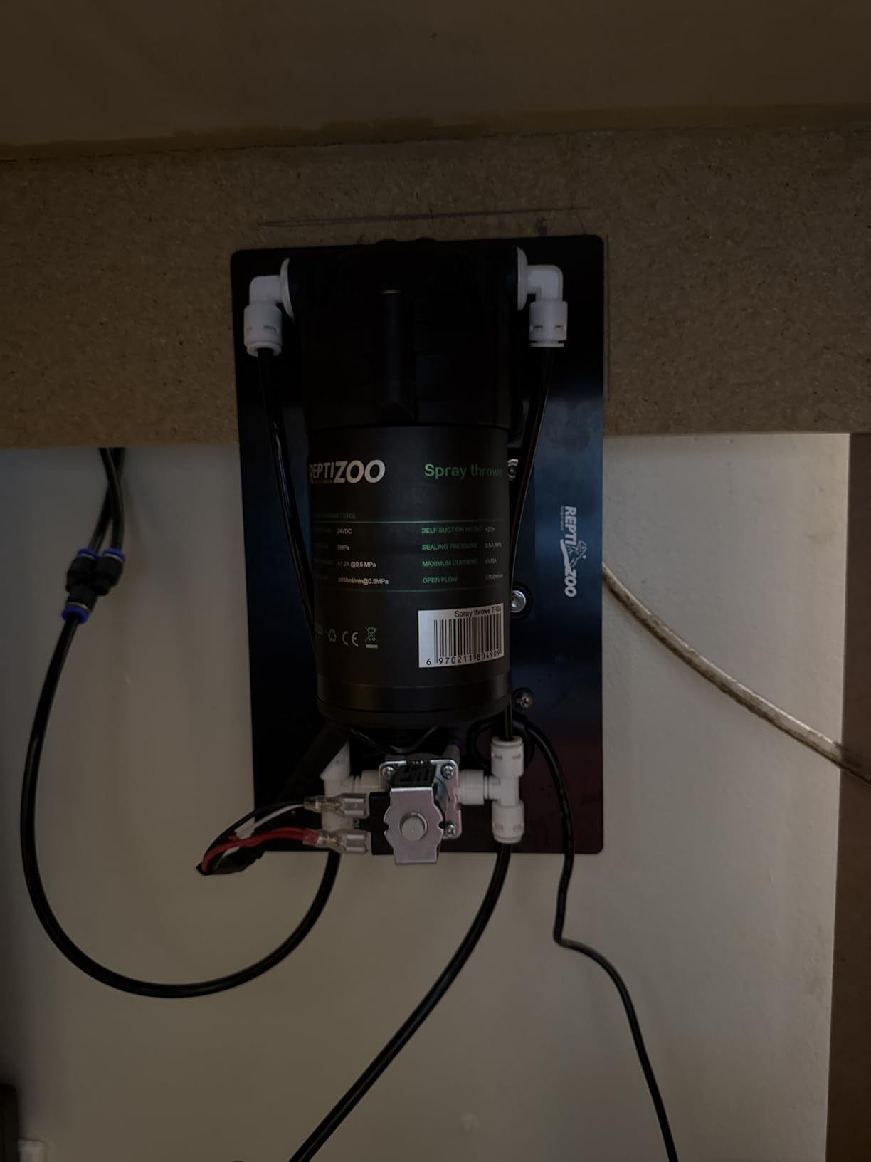 REPTI ZOO Misting System with Timer, Reptile Humidifier with 4 Spray Nozzles & 2 Drip Nozzles, Low Noise Self-Priming Pump, Mister System for Reptile Amphibians Habitat, Botanical Gardens customer photo 1