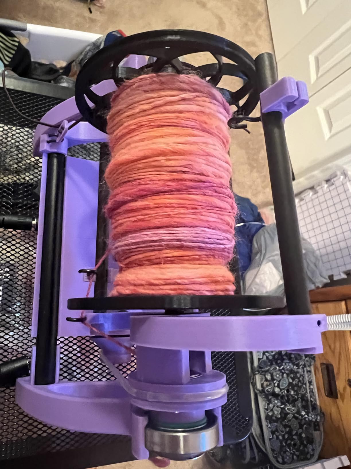 Adjustable Speed Wool Yarn Winding Machine,12v Yarn Spinning Wheel,800rpm Maximum Speed, Modular Design,Easy to Disassemble,4 Ounce Capacity,for Yarn Weaving customer photo 1