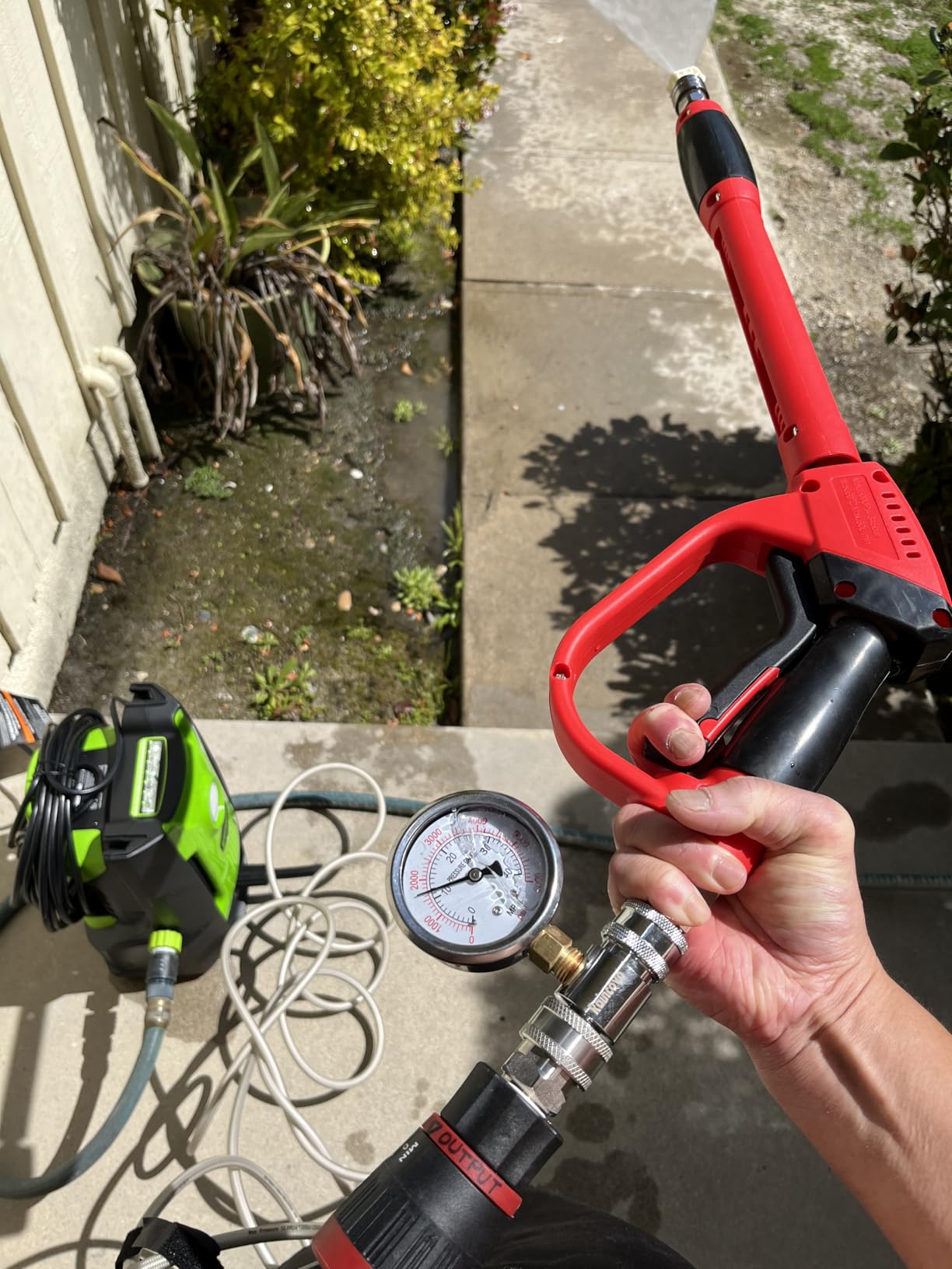 Greenworks 1900 PSI (SGS Certified) 1.2 GPM 13Amp Portable Compact Electric Pressure Washer, Power Washer for Cars, Driveways, Patios, Patio Furniture & Around Pools customer photo 2