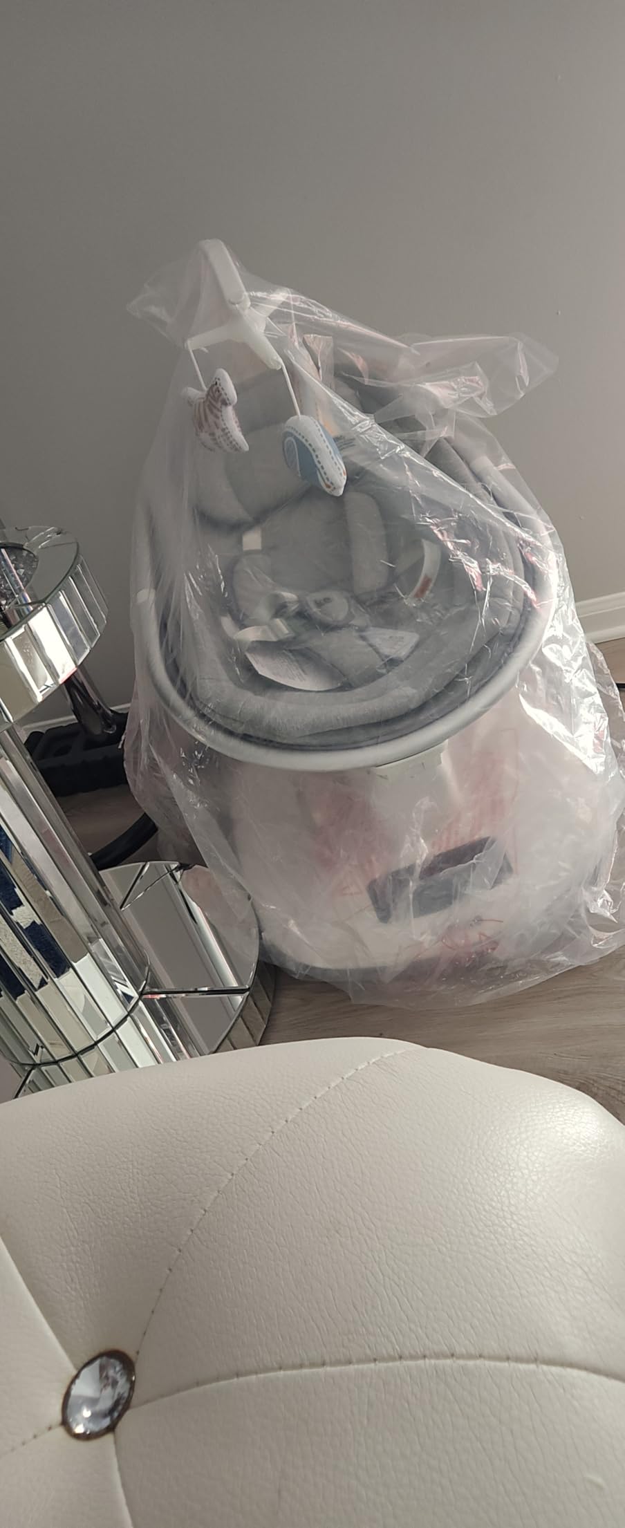 AMKE Luxury Electric Baby Swing Rocker for Infants, 5 Soothing Motions & Speeds, 3-Position Recline, Stable Dual-Motor Sway Rocking Chair customer photo 1