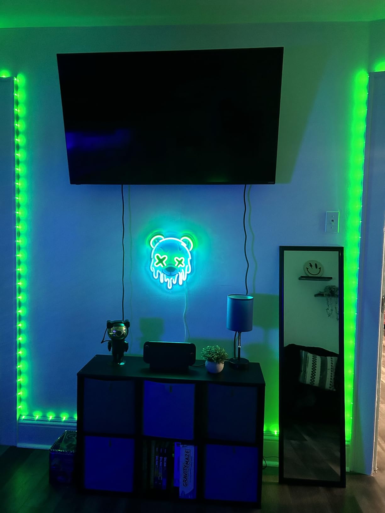 Ice Bear Neon Sign, Cool Led Sign for Wall Decor - Usb Powered, Adjustable Brightness Anime Bear Led Light for Bedroom, Bar, Pub, Party, Man Cave Decor customer photo 2