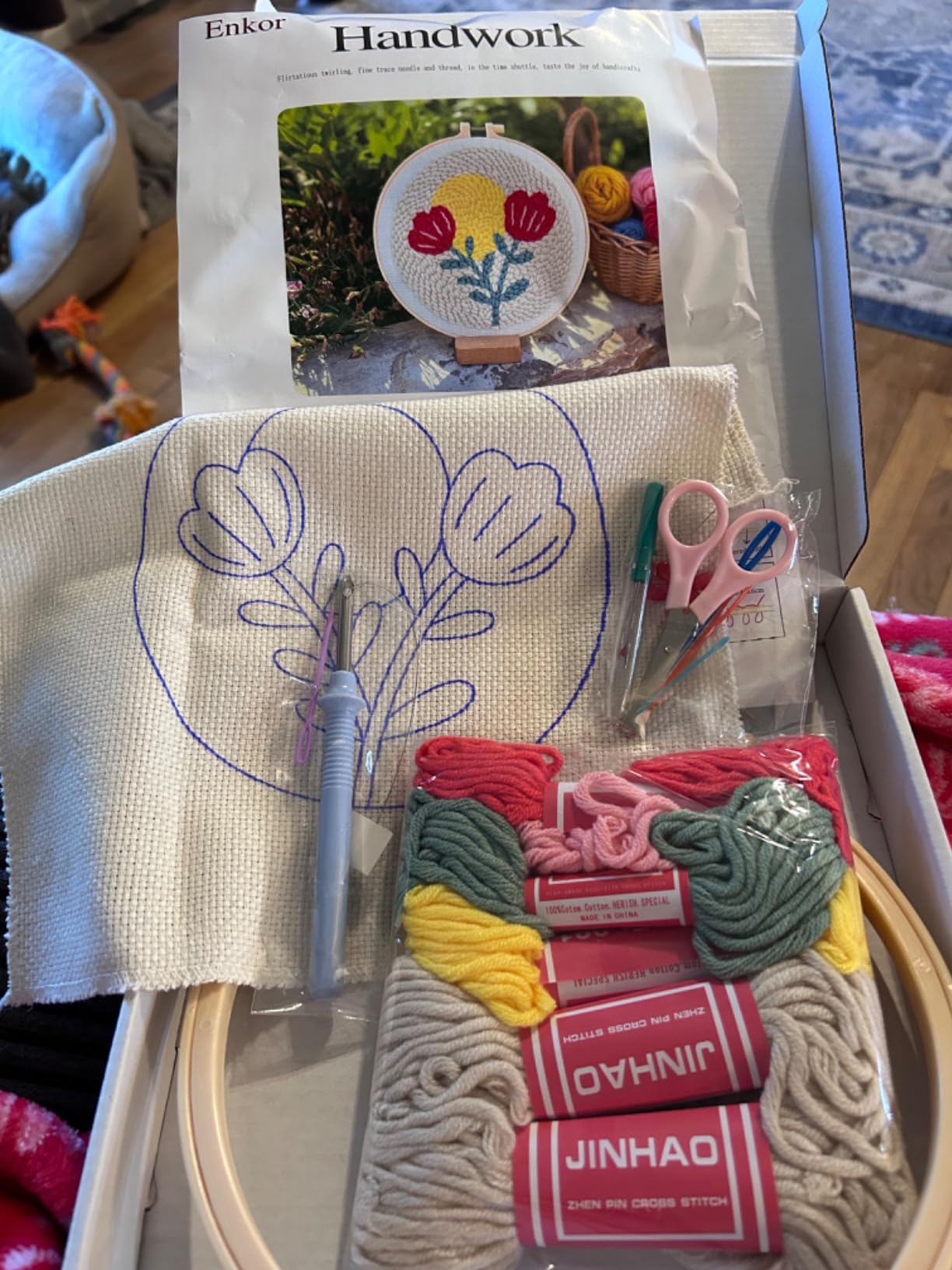 Enkor Punch Needle Kit Adults Beginner, Needle Punch Embroidery Kits Beginners Kids Include Instructions Video, Fabric, Hoop, Yarns, Threader - Flowers Love F1 customer photo 1