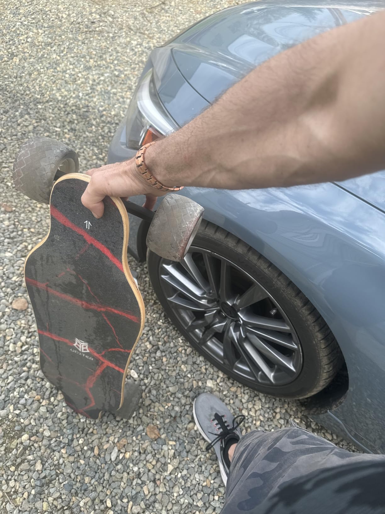 Electric Skateboard with Remote, Dual 600W Motors, Swappable Battery, Up to 28 MPH, 12-25 Miles Range, 4 Speed Modes, Electric Longboard for Adults & Beginners (S3) customer photo 1