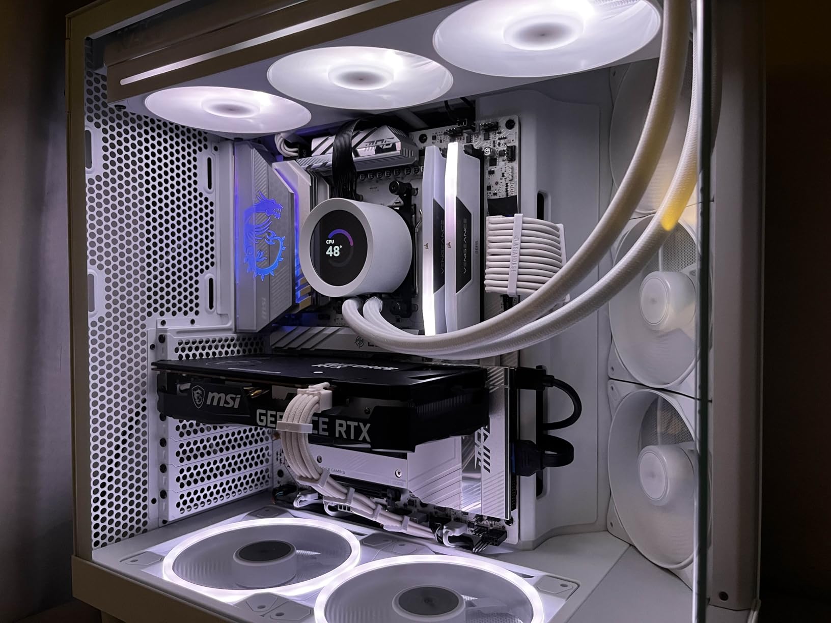 be quiet! Light Wings LX 120mm PWM high-Speed Triple Pack, 3 Fans Included, Illuminated hub, Multiple Colors and Modes, Optimized Fan Blades for Extraordinary air Pressure, Daisy Chain Option customer photo 1