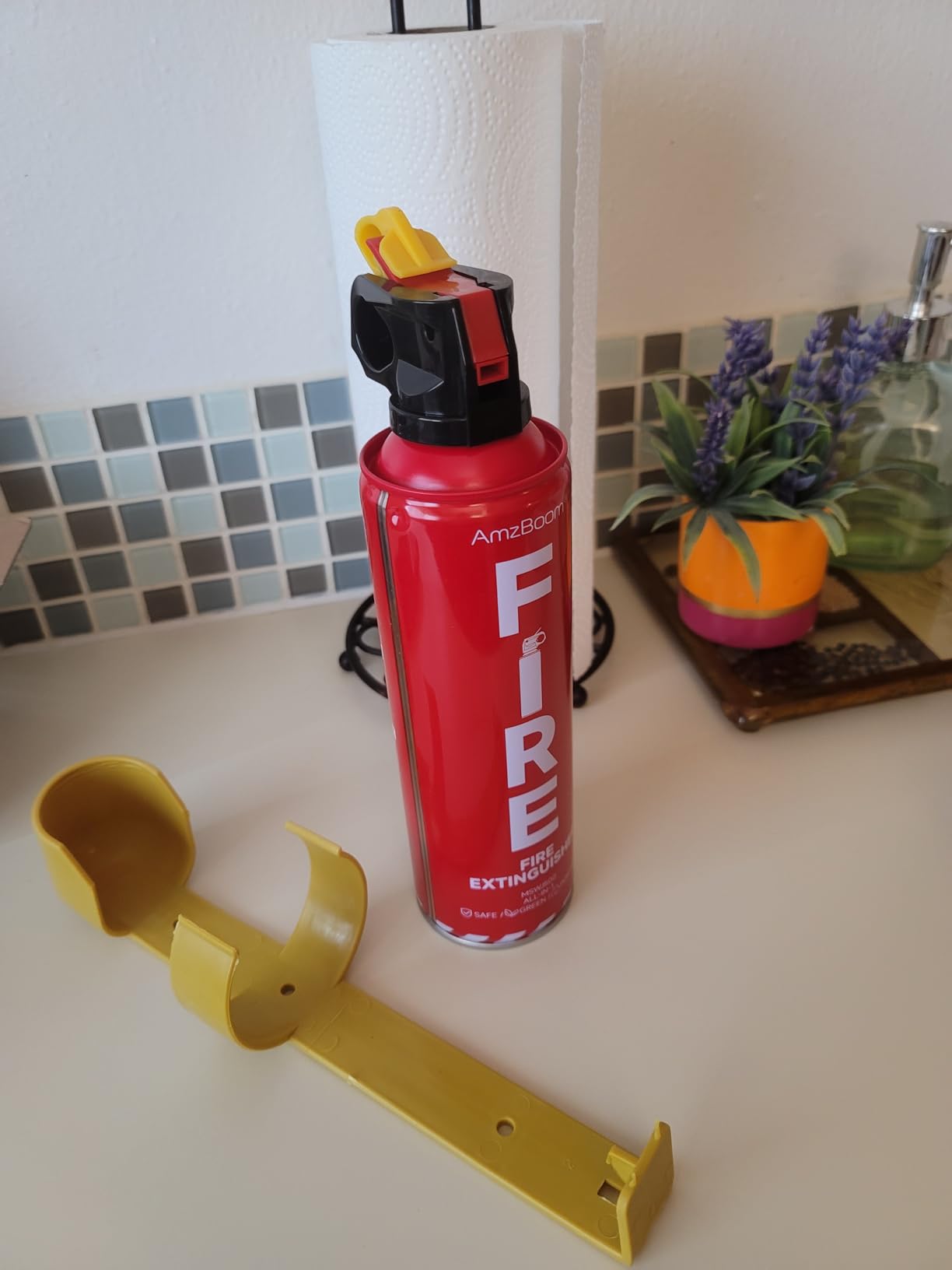 Fire Extinguisher for Home 1Pack, Kitchen, Car, and Grill, Compact Water-Based A, B, C, K Extinguisher with 6-Year Warranty and Easy Storage customer photo 2