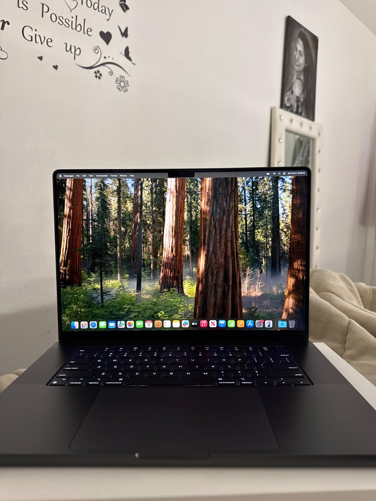 2024 MacBook Pro Laptop with M4 Max, 14-core CPU, 32-core GPU: Built for Apple Intelligence, 16.2-inch Liquid Retina XDR Display, 36GB Unified Memory, 1TB SSD Storage; Space Black customer photo 2
