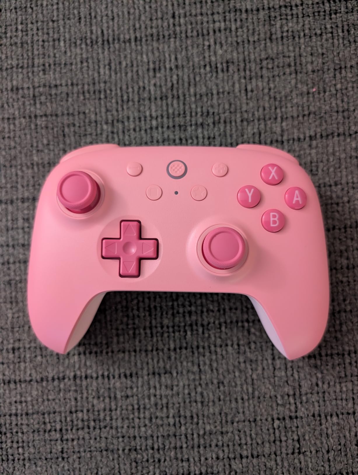 8BitDo Ultimate 2C Bluetooth Controller for Switch/Switch 2, Wireless Controller with 6-Axis Motion Control, Rumble Vibration, Refined D-Pad and Bumpers, and Hall Effect Joysticks customer photo 2