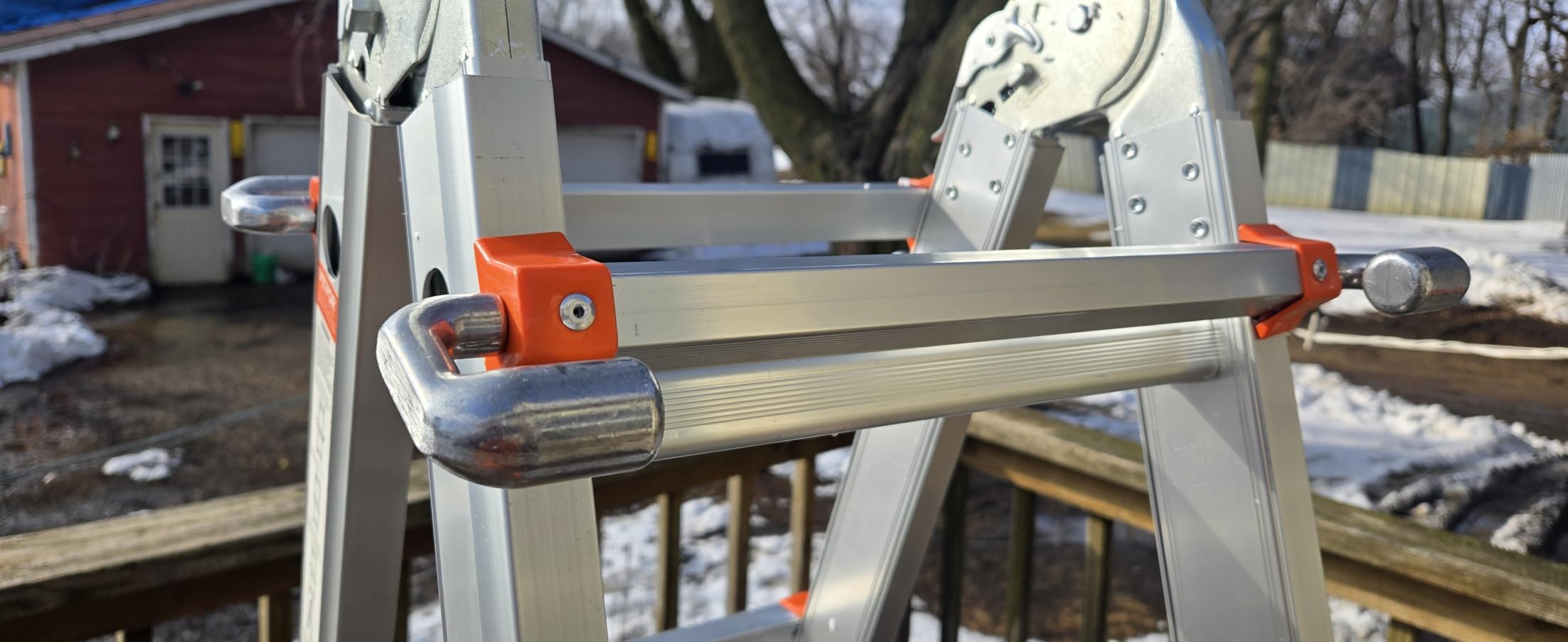 VEVOR 15.5 FT A-Frame Telescoping Ladder - Portable Aluminum Ladder, 330lb Load Capacity for Indoor, Outdoor, Roof & RV Use customer photo 1