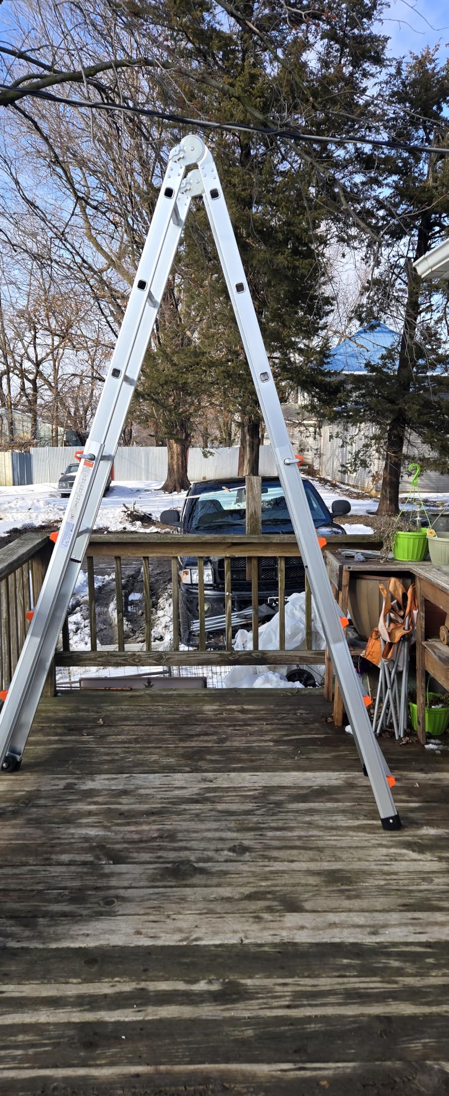VEVOR 15.5 FT A-Frame Telescoping Ladder - Portable Aluminum Ladder, 330lb Load Capacity for Indoor, Outdoor, Roof & RV Use customer photo 2
