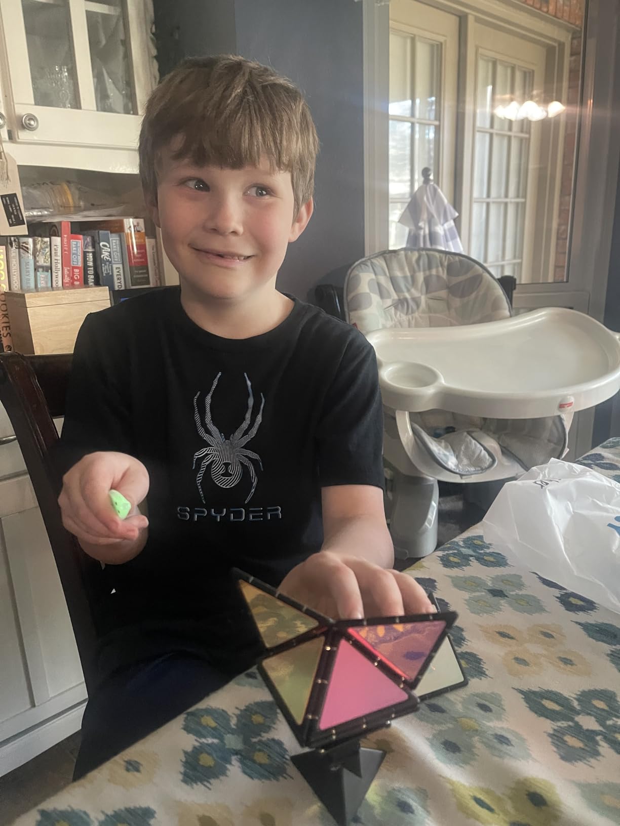 TOSY Magnet Pyramid Stone - 1 Cube Transforms into 1 Billion Shapes (Bunny, Egg Basket, Flowers, Heart), Easter Birthday Gift, 12 pcs, 243 Magnets, Holographic Design, Puzzle/STEM Toy customer photo 1
