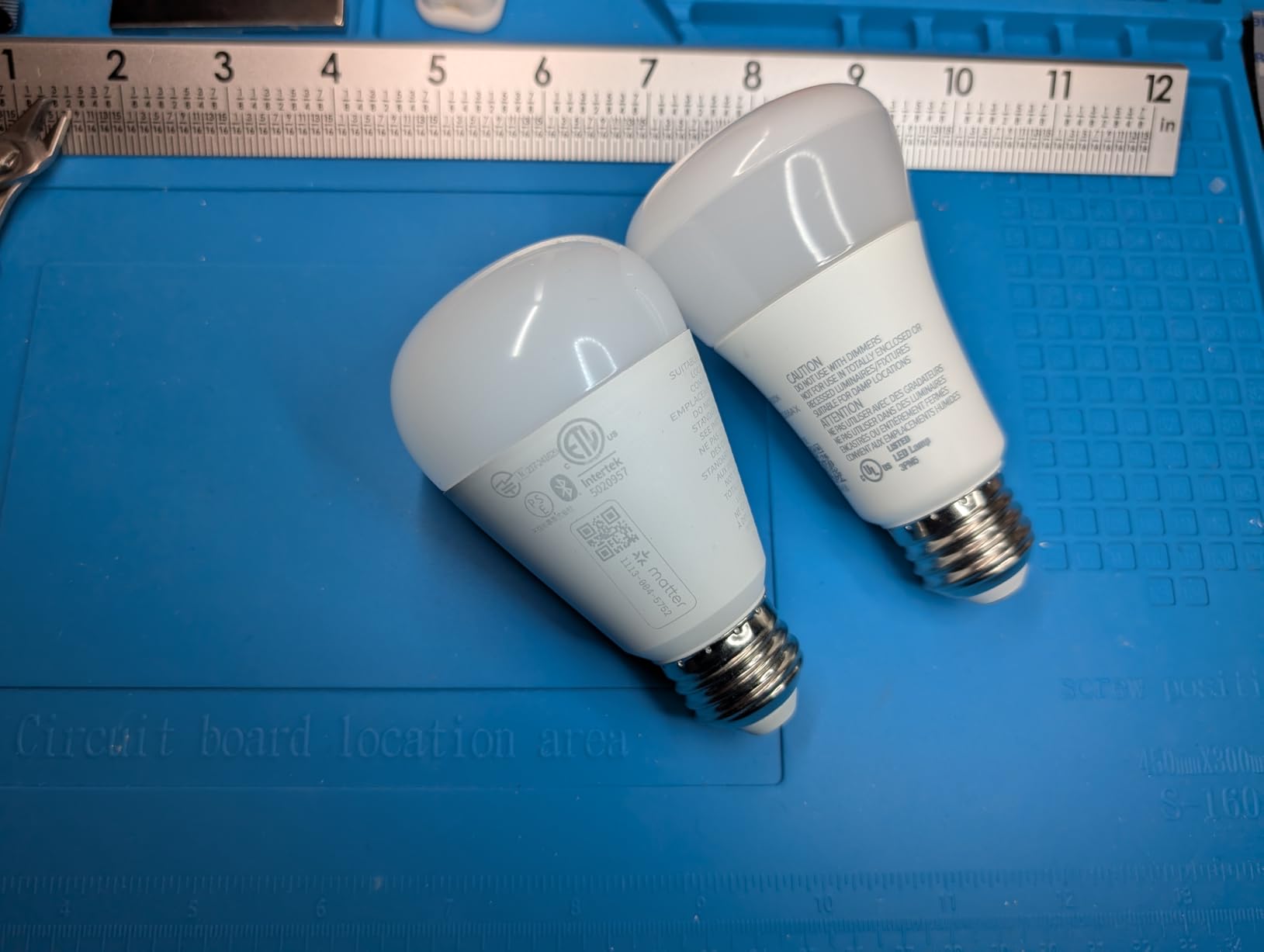 Aqara Thread/Zigbee Smart LED Light Bulb T2 E26, Tunable White (2700K-6500K), 75W Equivalent, Matter, Works with HomeKit, Alexa, Google customer photo 2