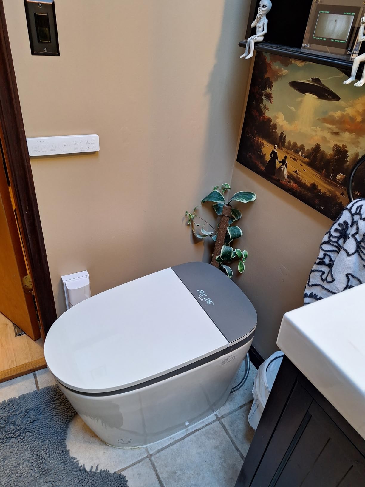 EPLO Smart Toilet Bidet with Auto Open Close, 1000 Gram MaP Flush Score, Foam Dispenser, ADA Comfort Height, Blackout Flush, Auto Flush, Heated Seat, One Piece Elongated Toilet with Tank Built in U8MAX customer photo 2