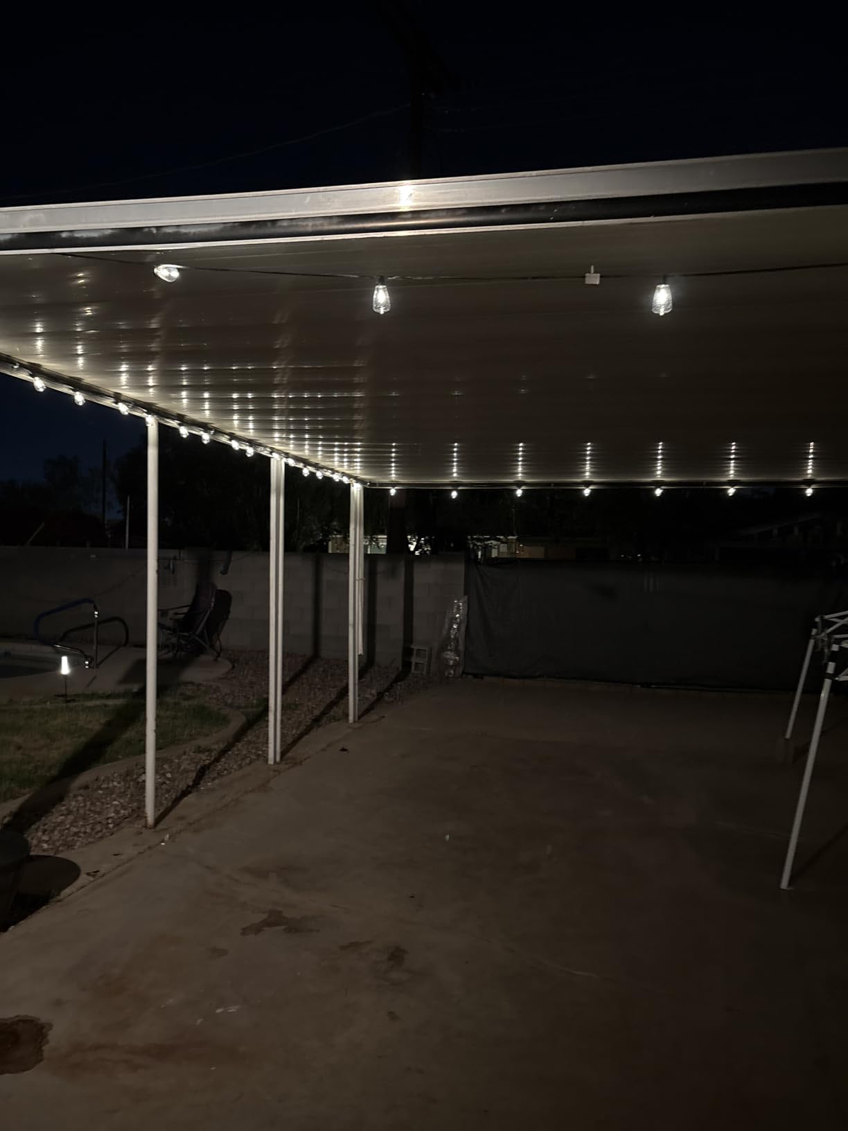 addlon 102FT(96+6) Solar String Lights Outdoor with Remote, Waterproof Patio Lights with 30 Shatterproof LED Bulbs, 30H+ Long-Lasting Dimmable & Timable Solar Light for Backyard Camping Garden Decor customer photo 1