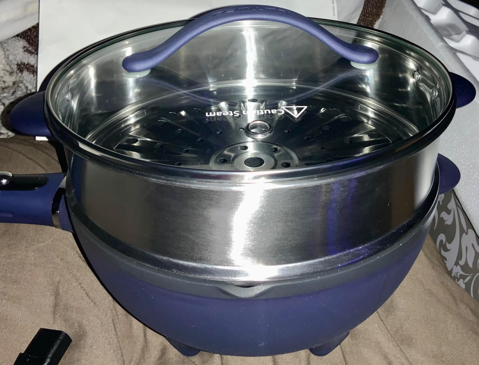 AUTUCU 3-Quart Electric Hot Pot & wok Nonstick with Steamer | Electric Skillet 1200W for Dorm, Home, Gifts (Includes Silicone Spatula) Multi-Cooker customer photo 2