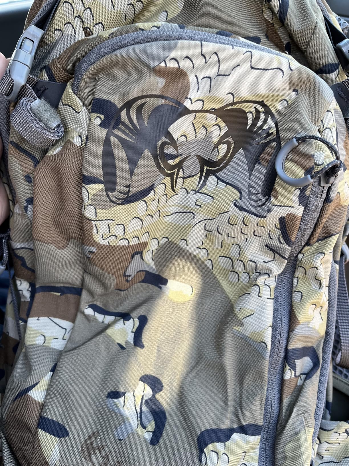 KUIU Divide 1500 Hunting Day Pack, 25L Lightweight Mid-Sized Backpack customer photo 1