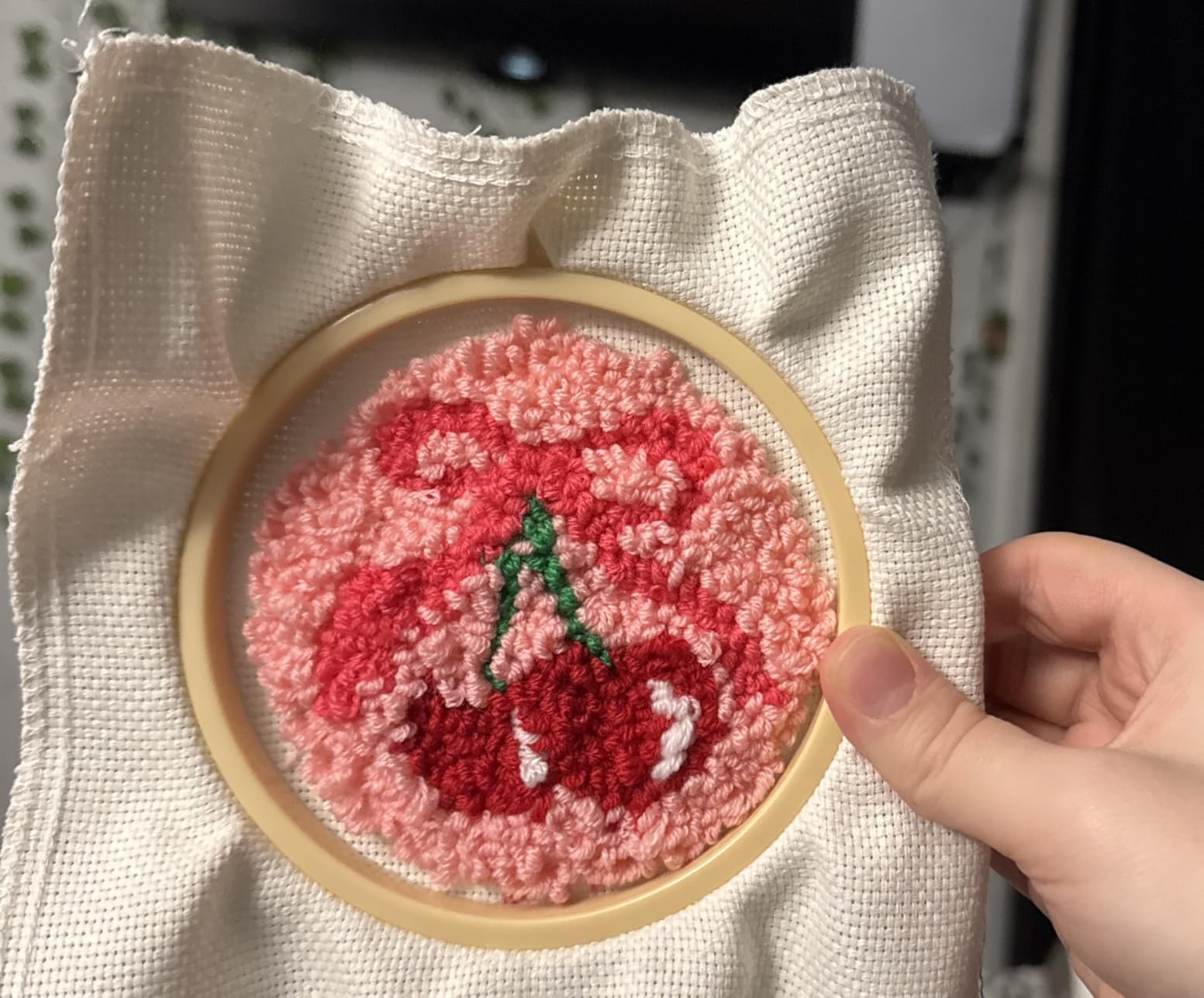 yuegool 6PCS Punch Needle Coaster Kit, Easy DIY Embroidery Set for Beginners & Adults with Patterns, Tools, Yarns, Hoop, Instructions & Coaster Holder customer photo 2